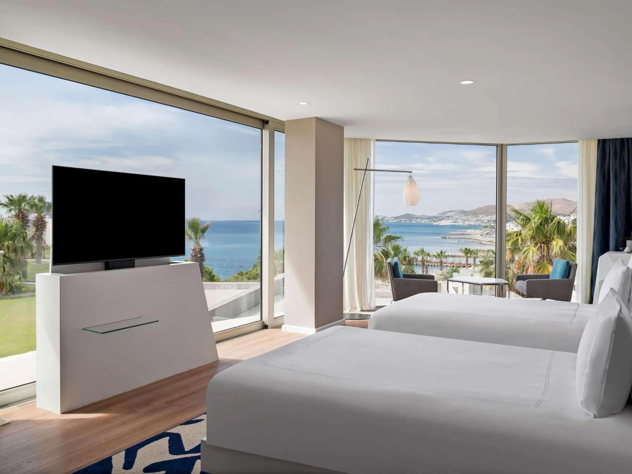 Bed in Swissôtel Resort Bodrum Beach