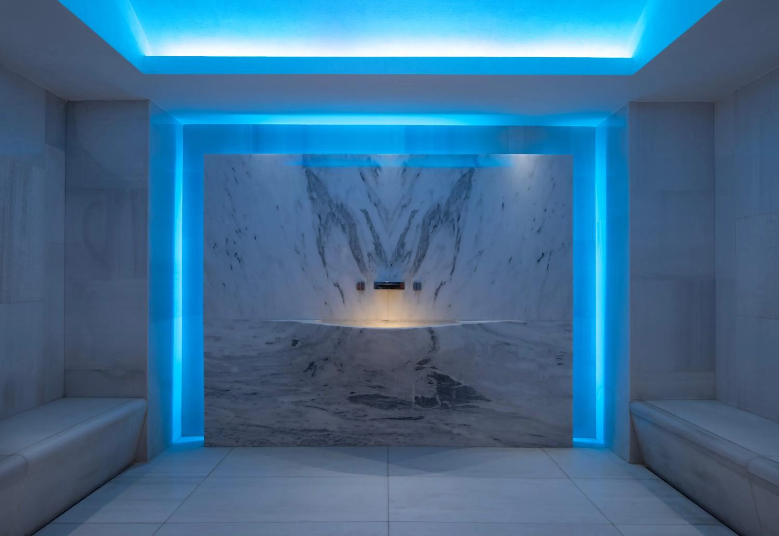 Steam room in Swissôtel Resort Bodrum Beach