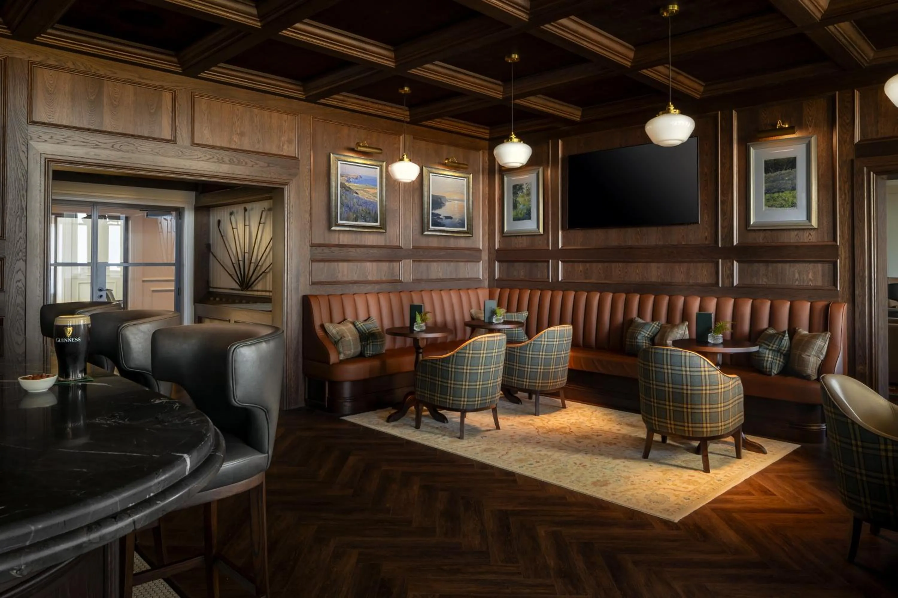 Lounge or bar in Dunluce Lodge - Small Luxury Hotels of the World