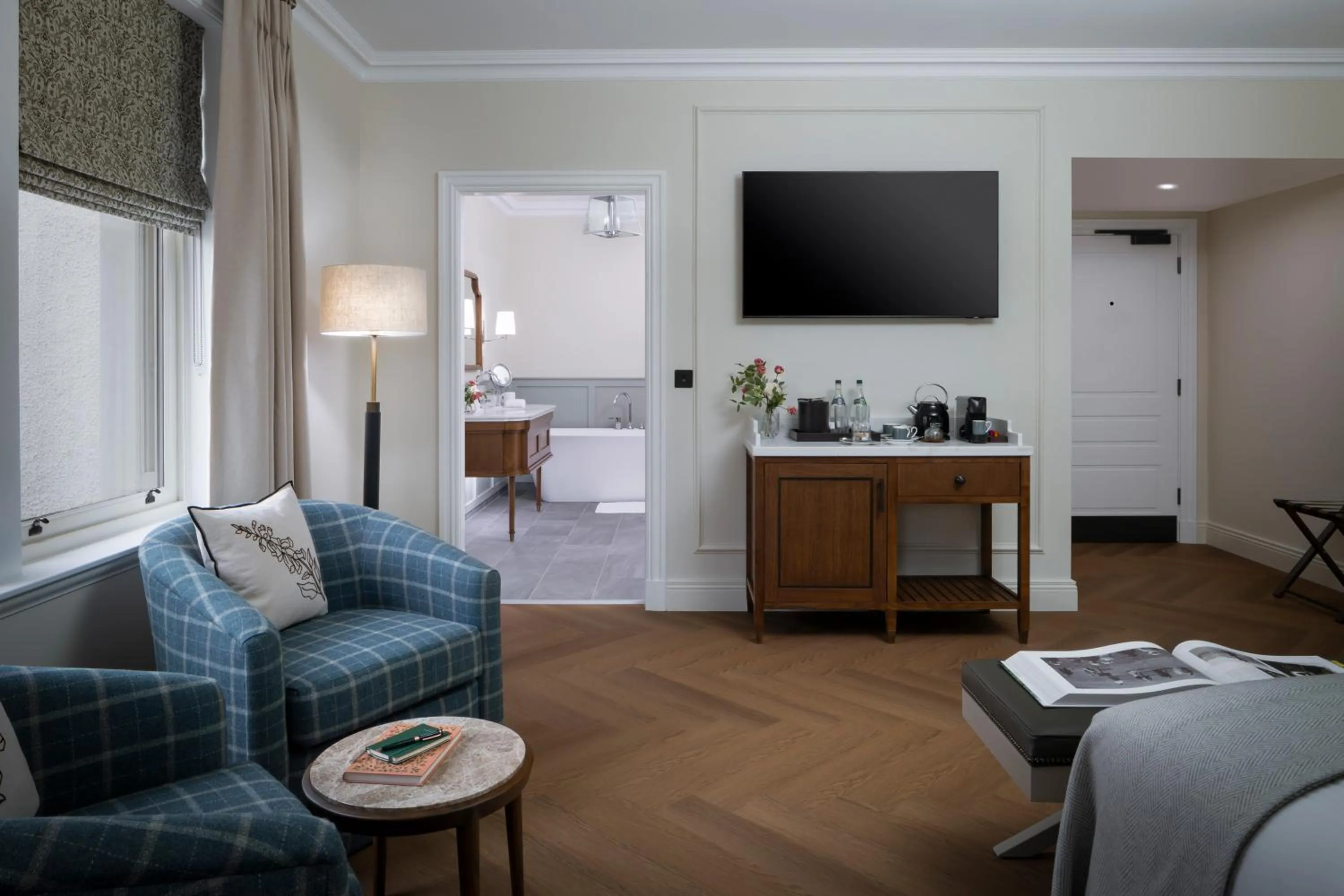 Bedroom, Bed in Dunluce Lodge - Small Luxury Hotels of the World