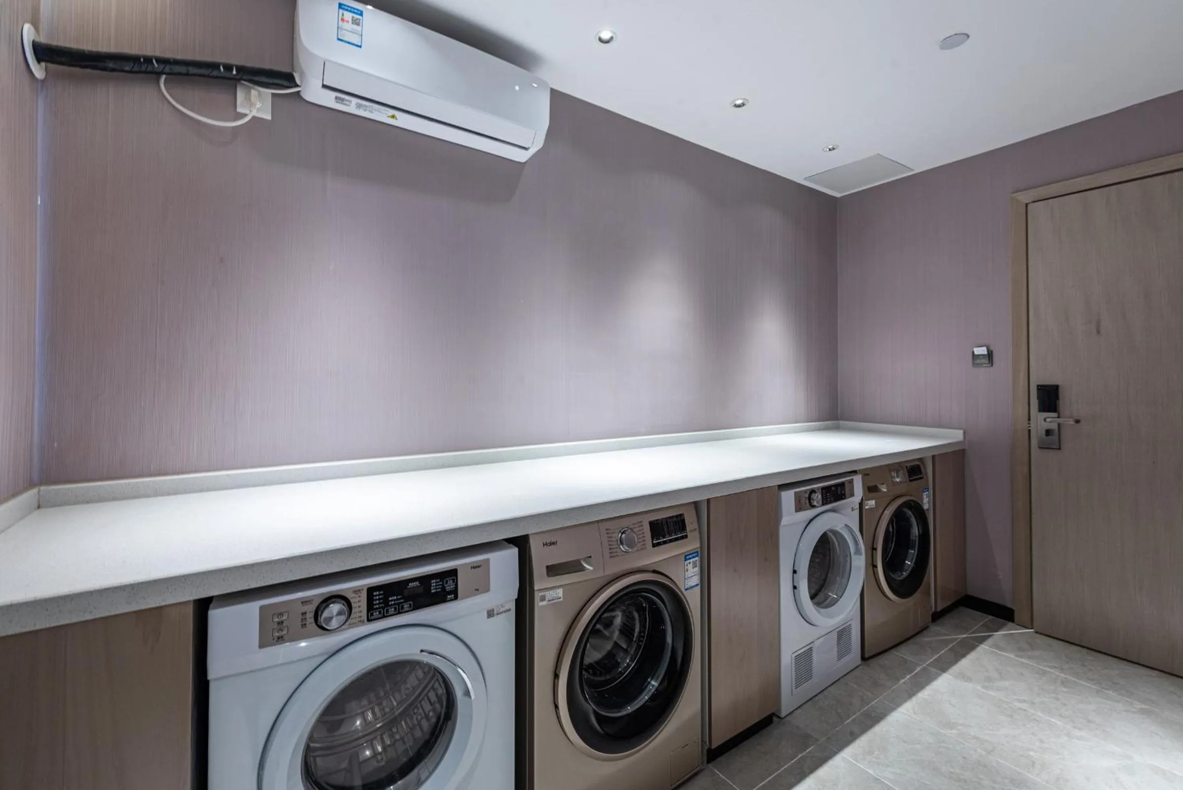 washing machine in Echarm Hotel Yangshuo West Stree