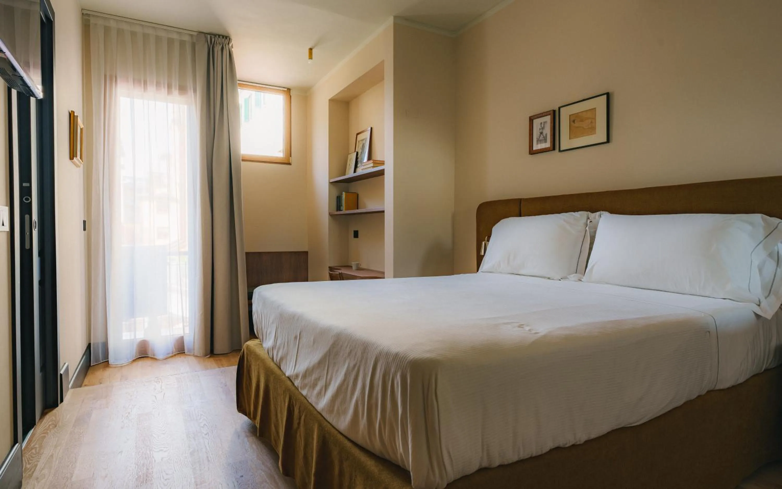 Bedroom, Bed in c-hotels Alamanni21