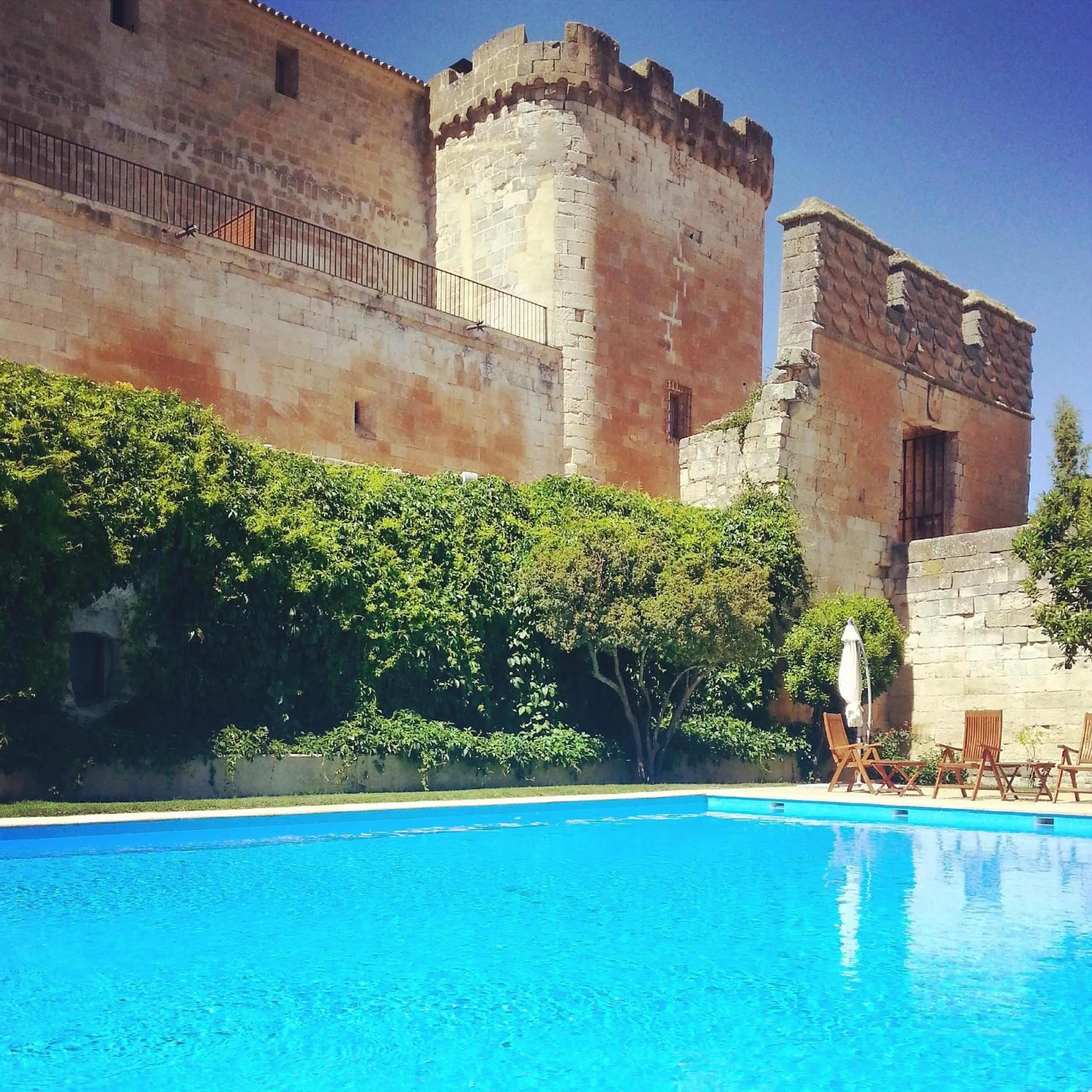 Swimming pool in Posada Real Castillo del Buen Amor