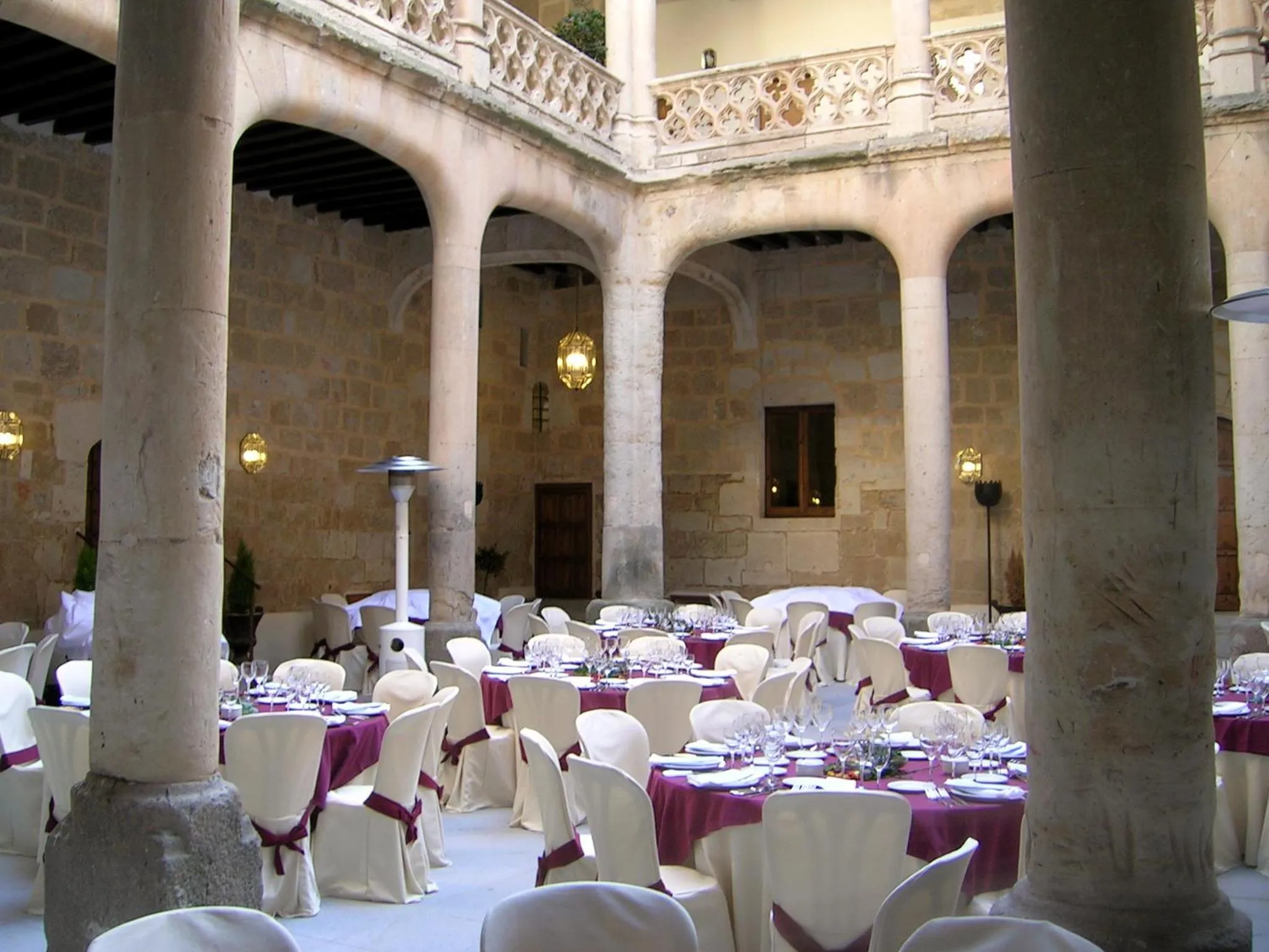 Patio in Posada Real Castillo del Buen Amor