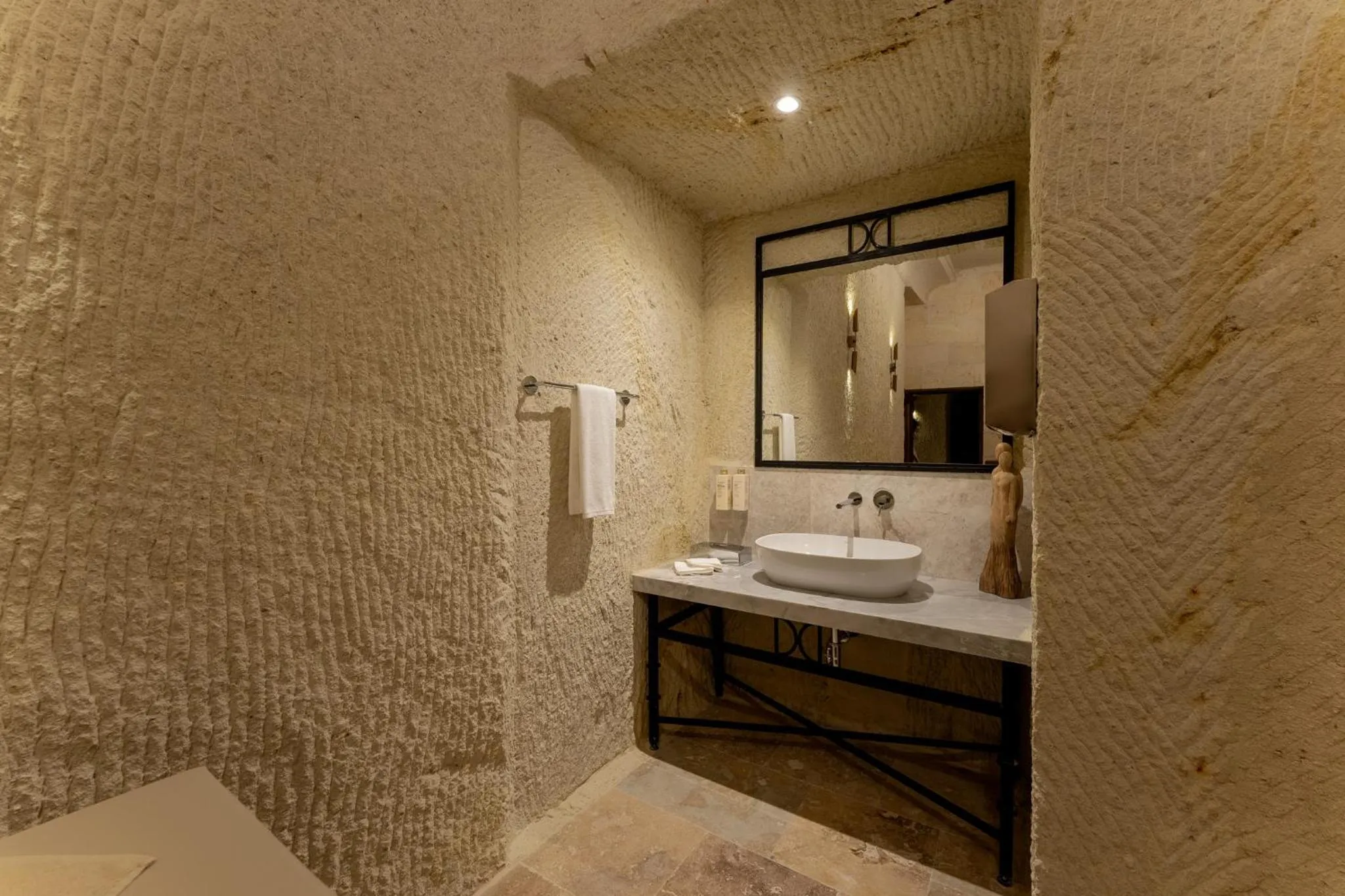 Toilet in Asmalı Konak Cave Suites