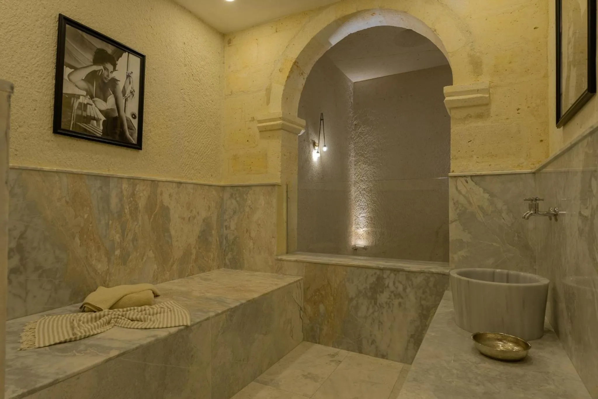 Public Bath in Asmalı Konak Cave Suites