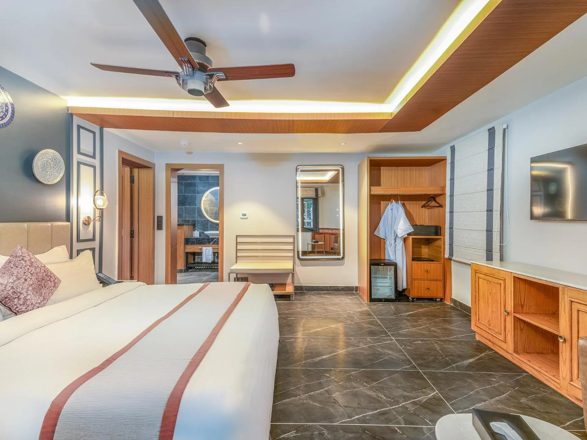 Bedroom, Bed in The Vale Lodge