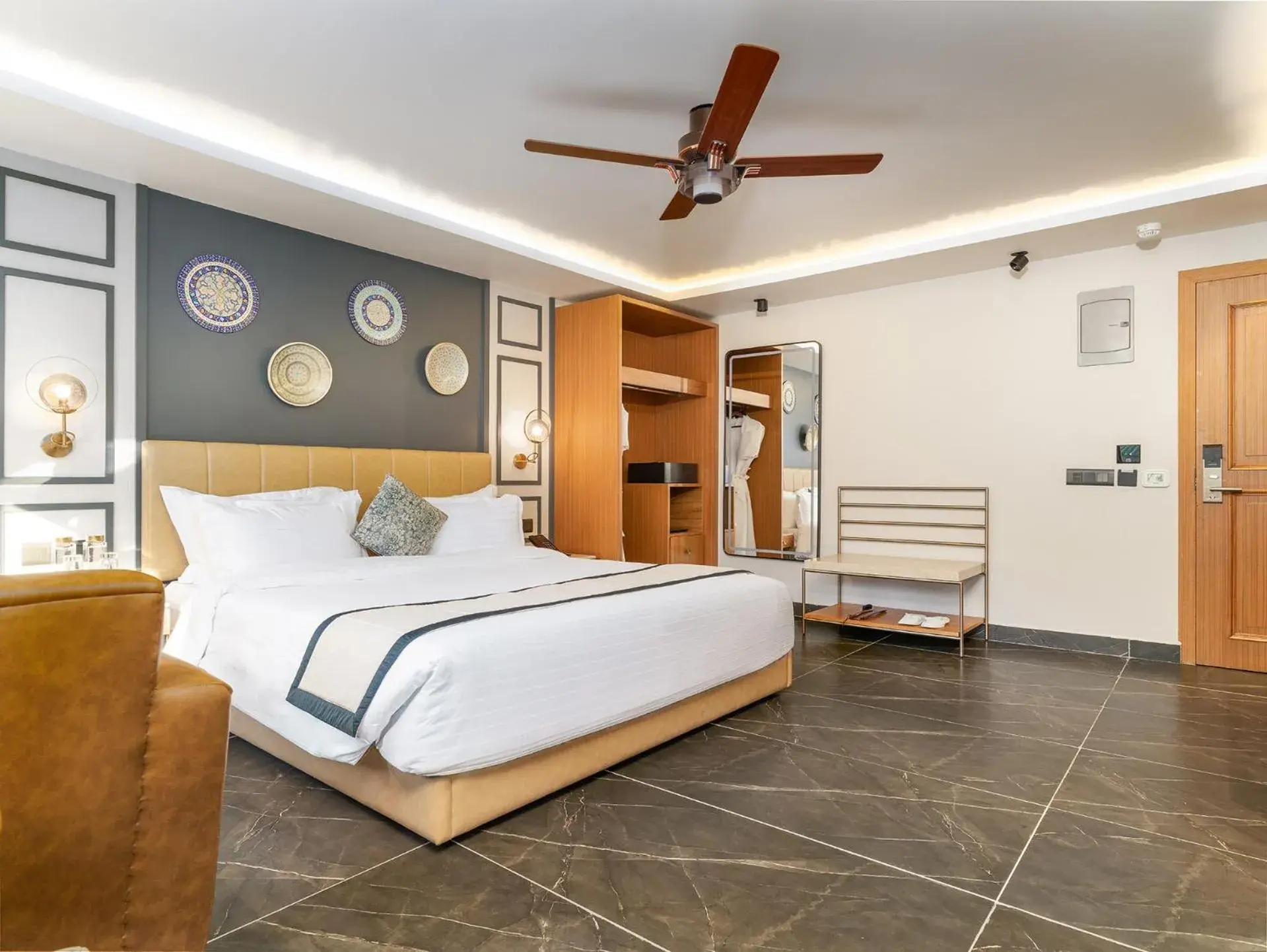 Deluxe Double Room in The Vale Lodge Deluxe Double Room in The Vale Lodge