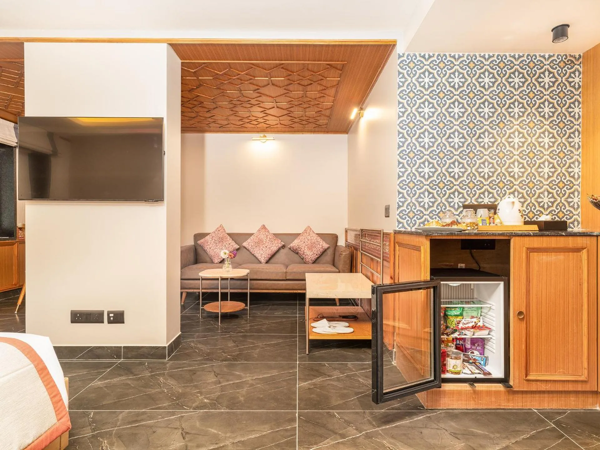 minibar in The Vale Lodge