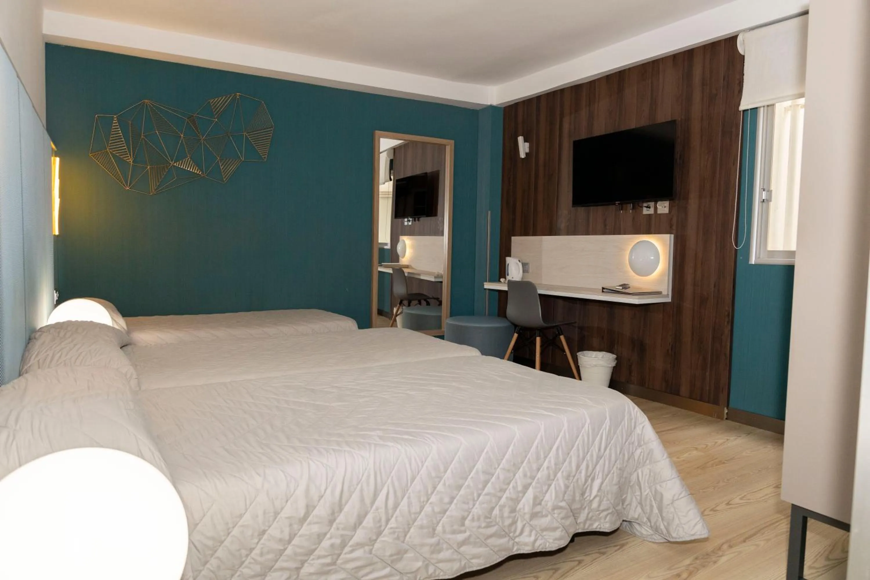 Bedroom, Bed in Hotel Cuco