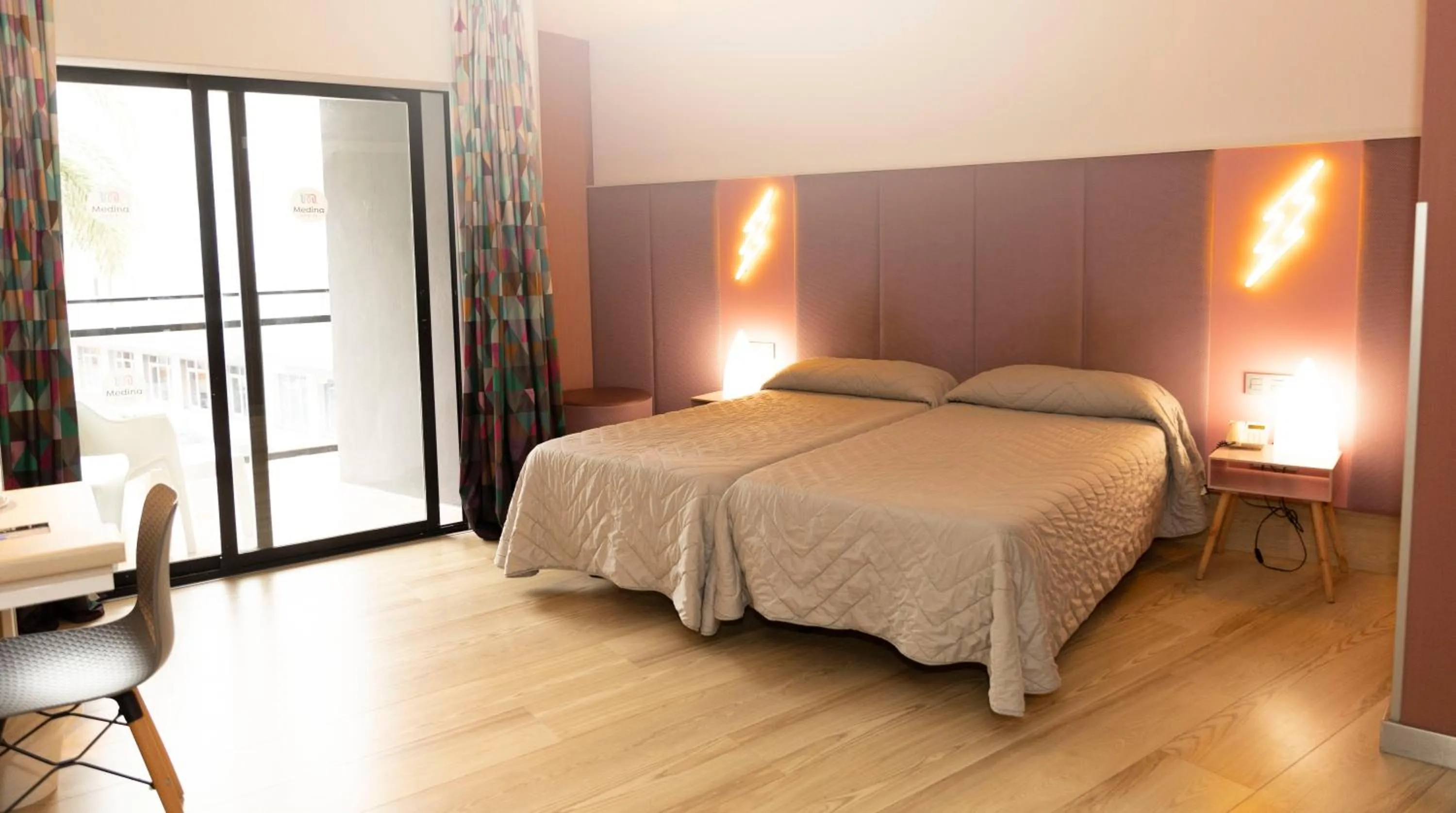 Bedroom, Bed in Hotel Cuco