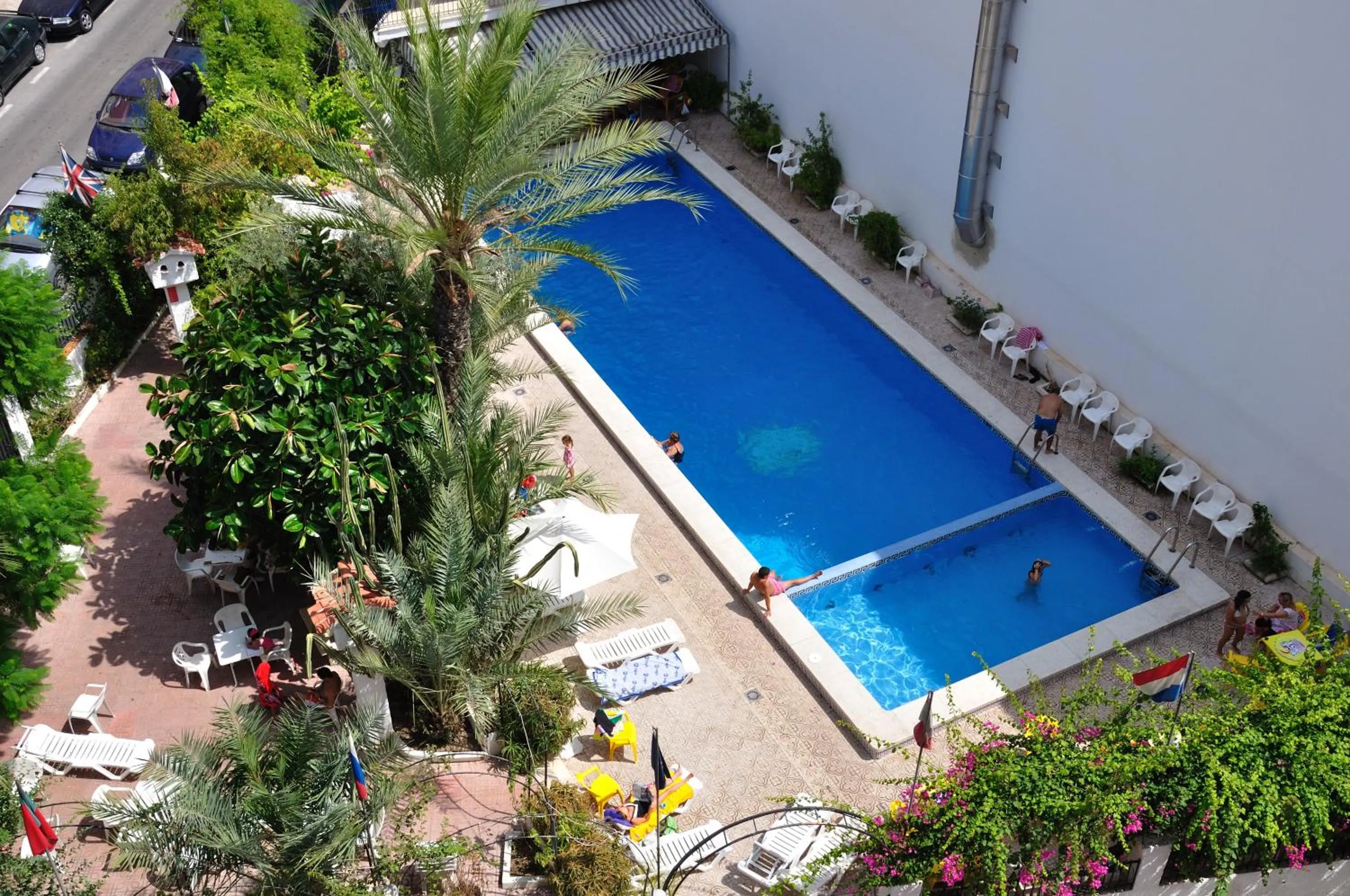 Swimming pool in Hotel Cuco