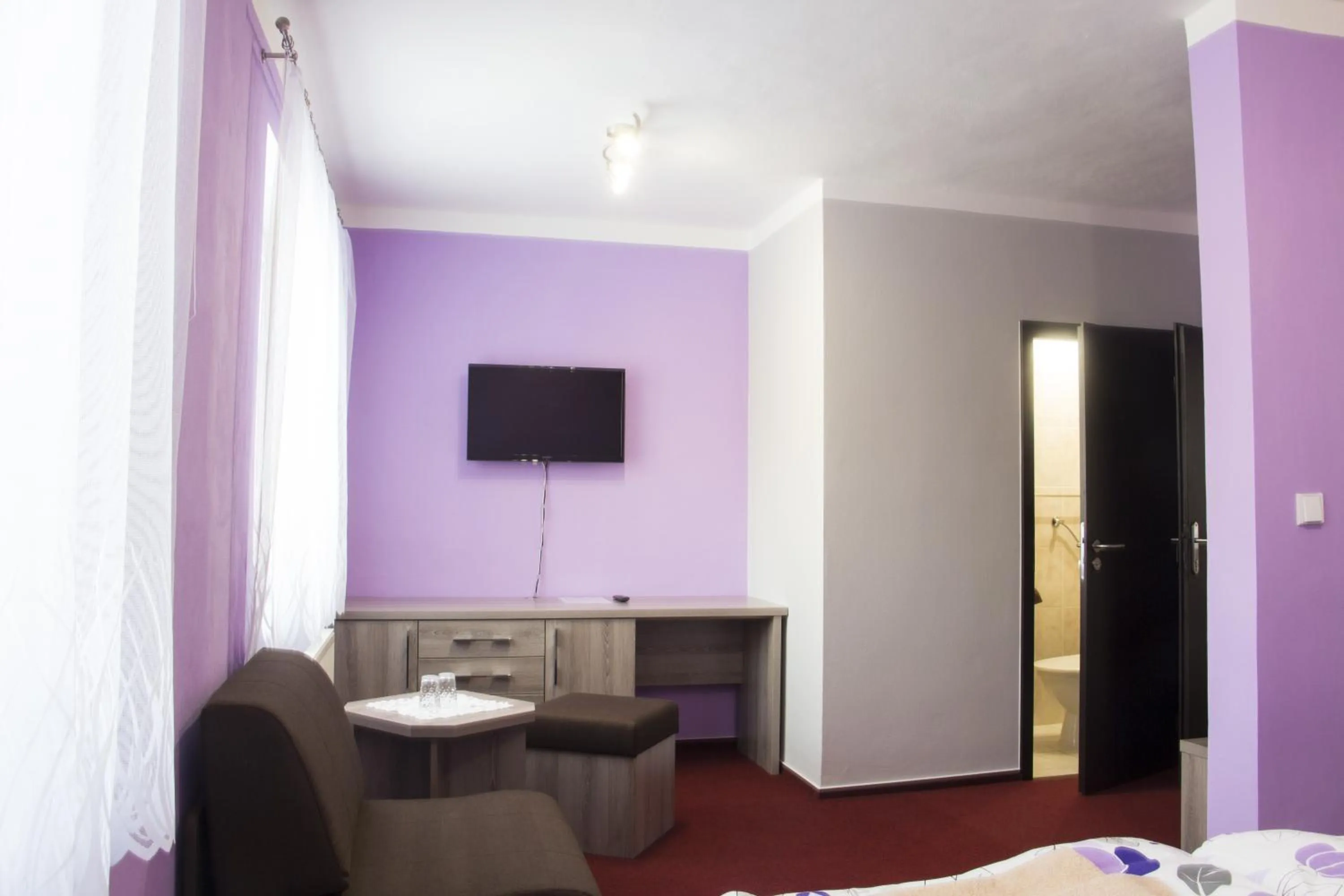 Decorative detail, Bed in Motel Pávov