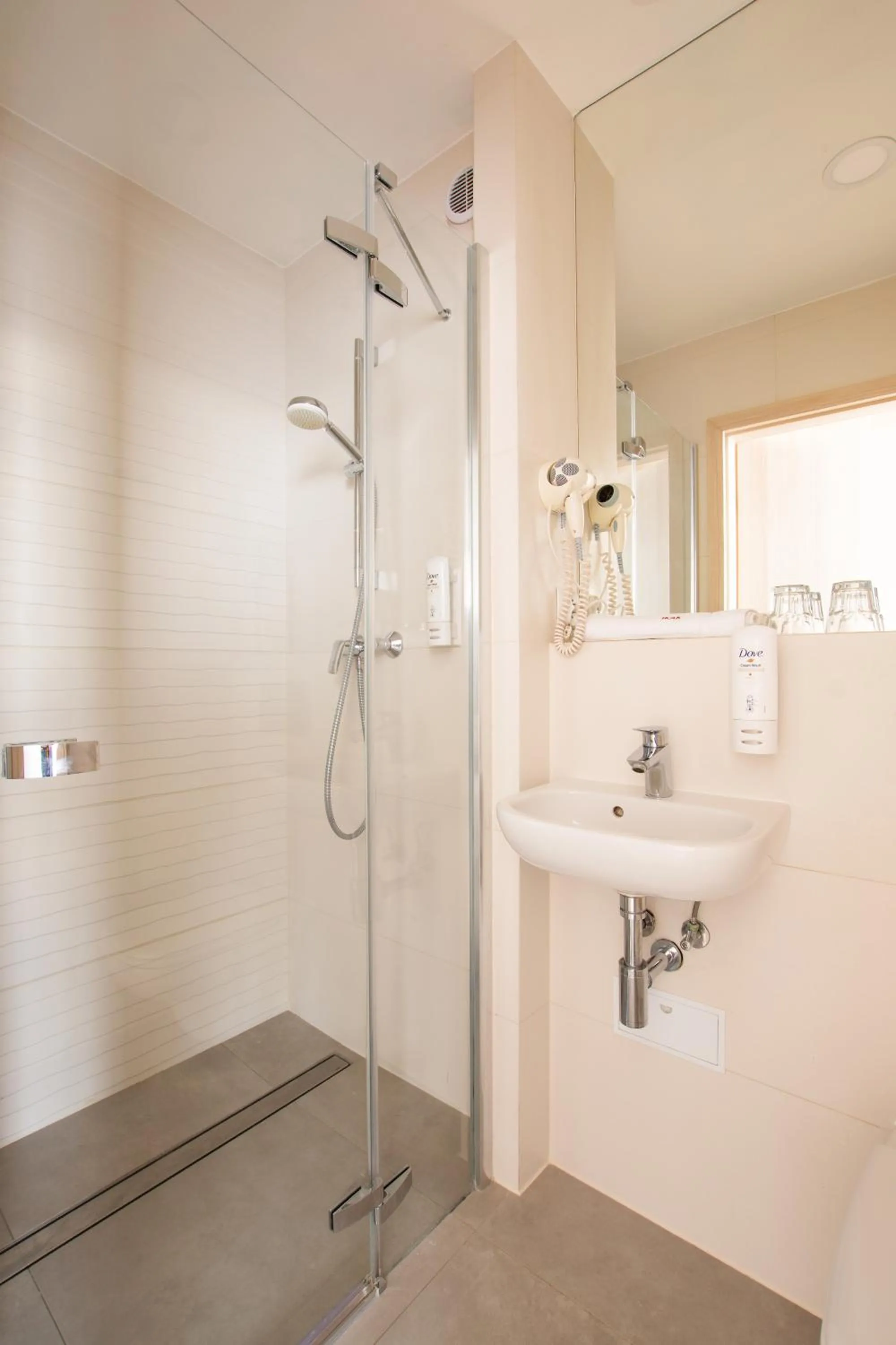 Shower in Centrum Zdrowia i Wypoczynku Ikar