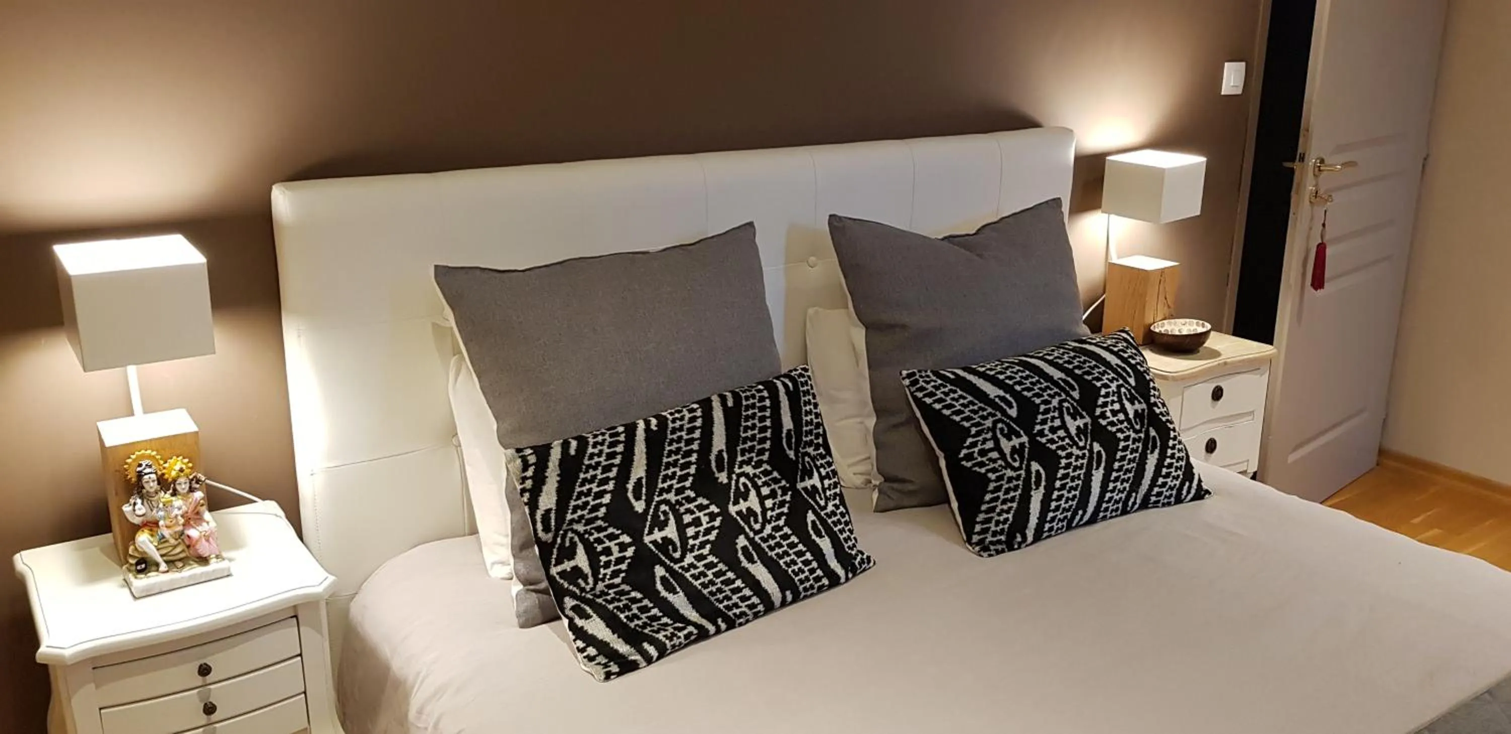 Bed in La Chouette Maison - Chambres d'hôtes et Gîte en Ville