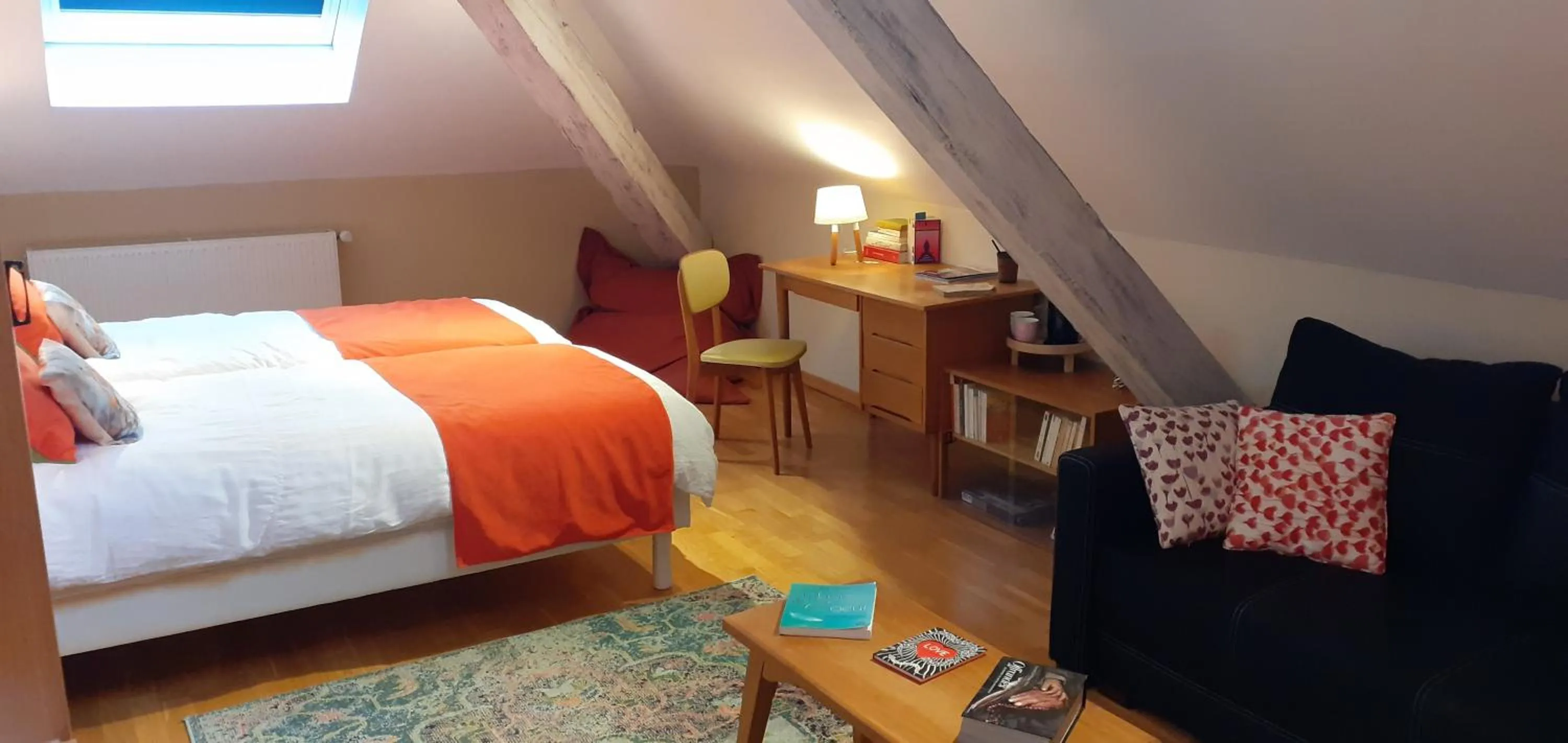 Photo of the whole room in La Chouette Maison - Chambres d'hôtes et Gîte en Ville