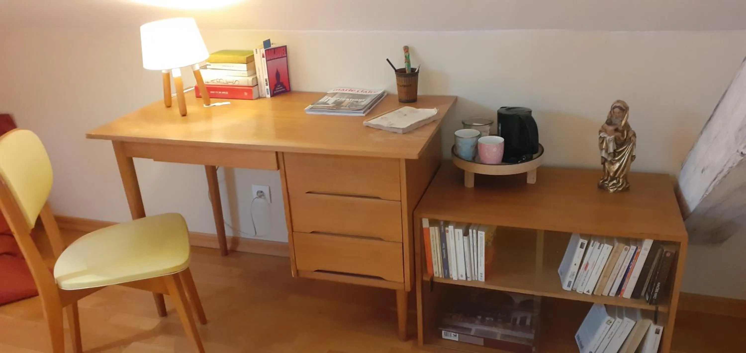 hair dresser in La Chouette Maison - Chambres d'hôtes et Gîte en Ville