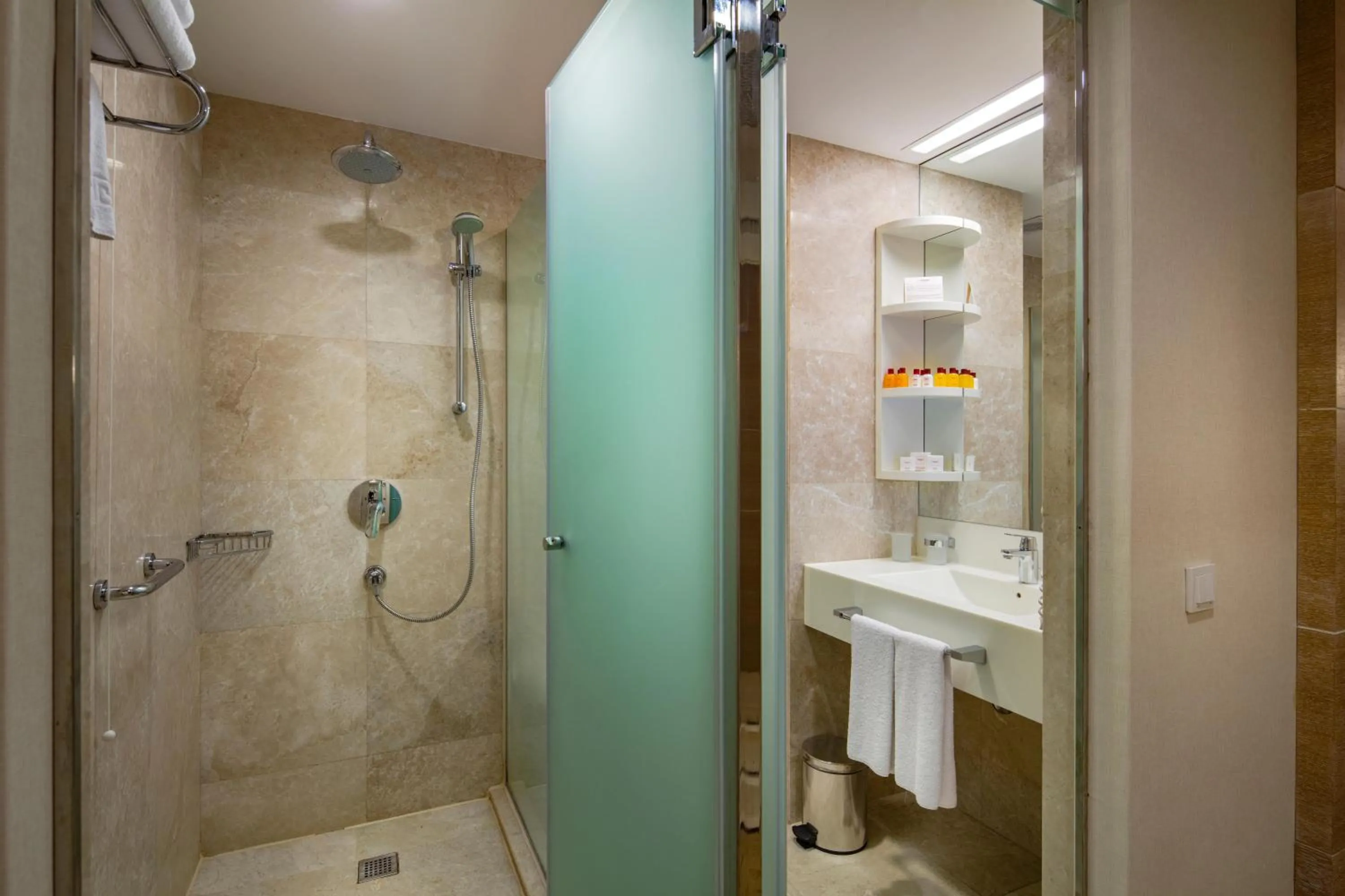 Bathroom in Trendy Verbena Beach
