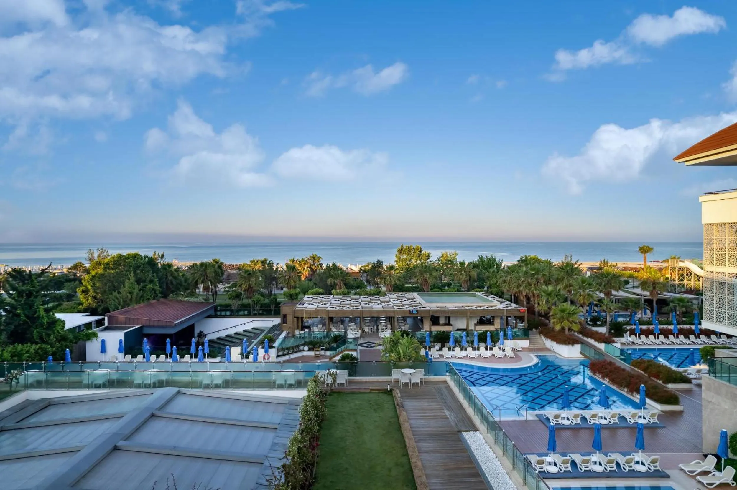 Swimming pool in Trendy Verbena Beach