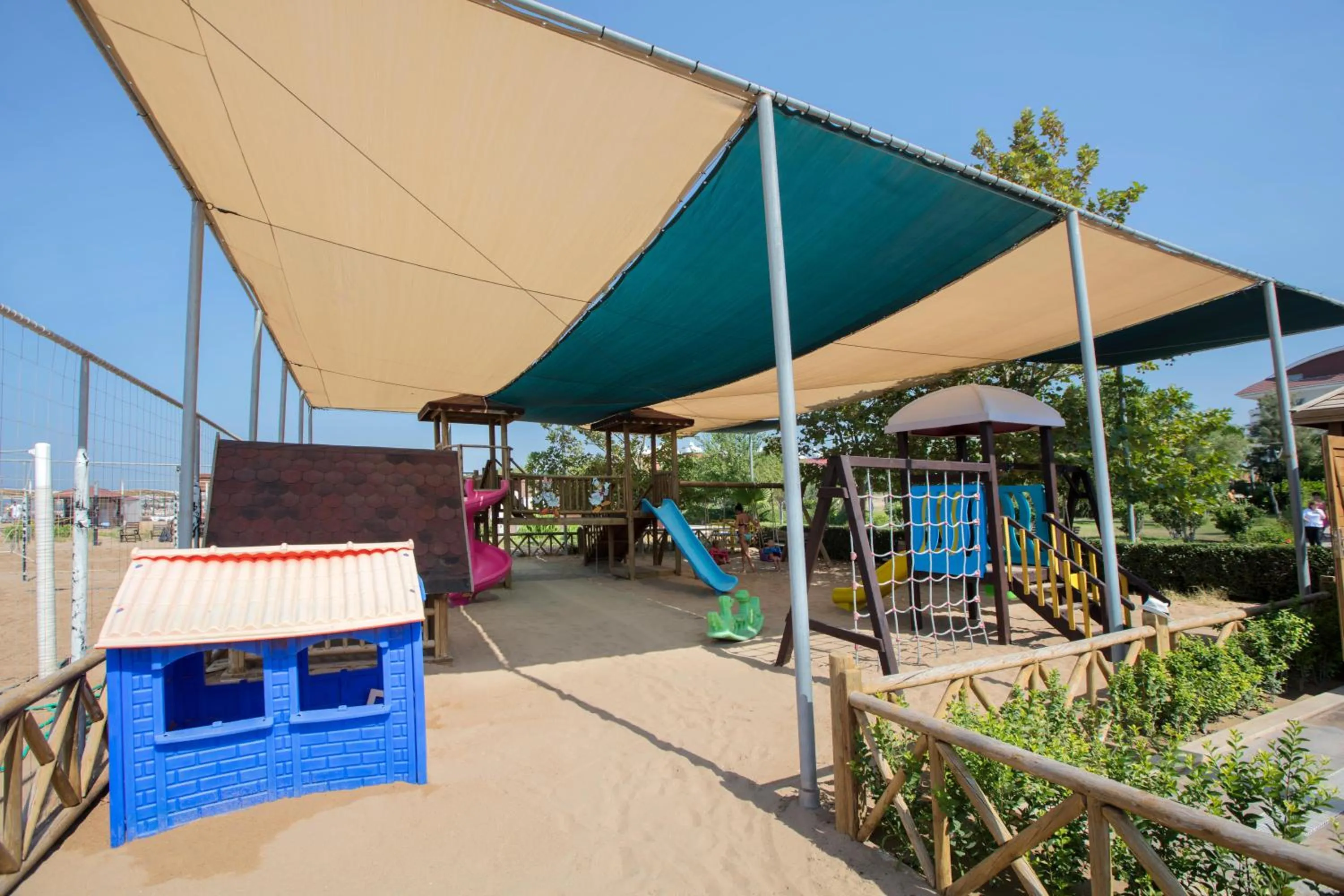 children in Trendy Verbena Beach