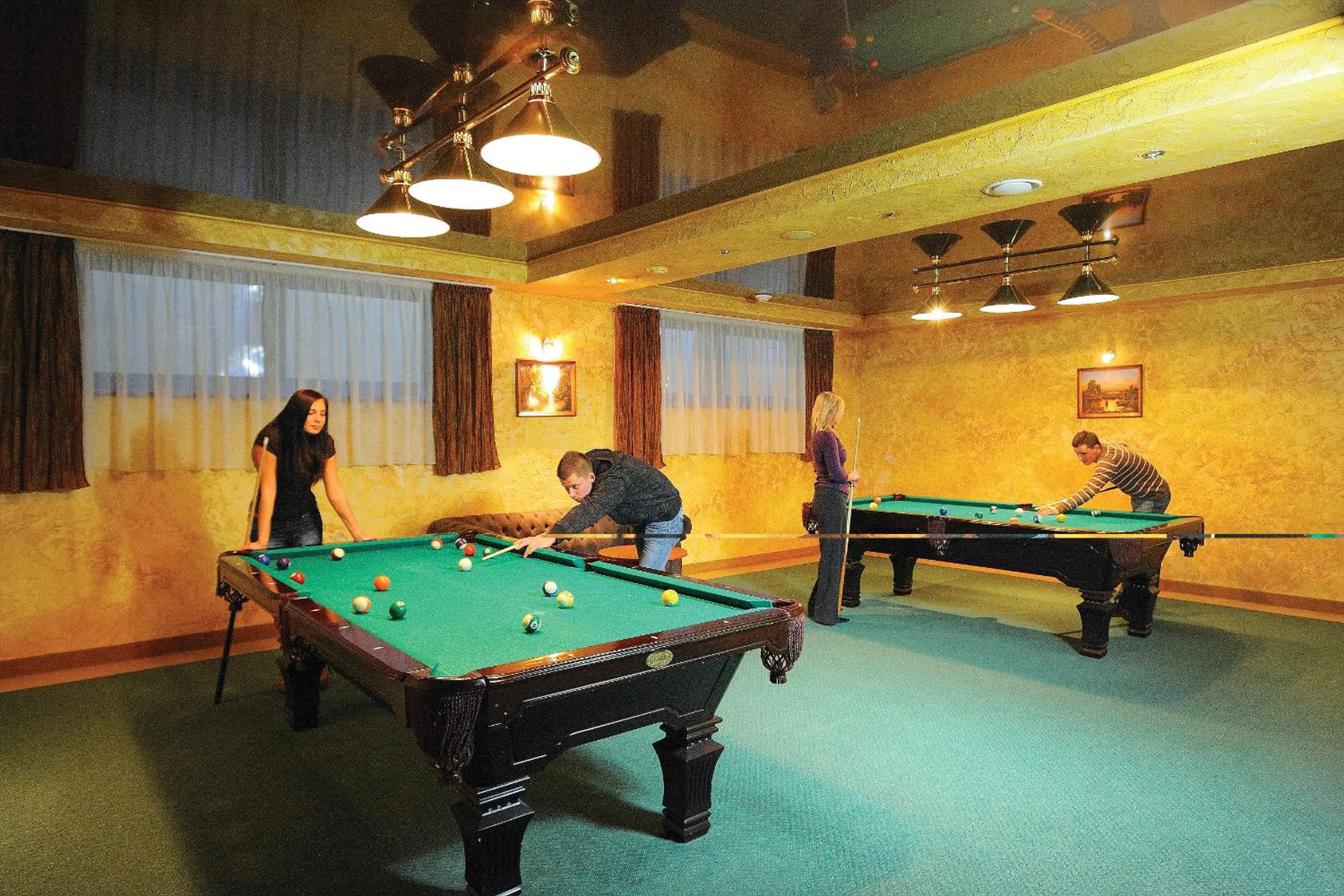 Billiard in Manor Hotel