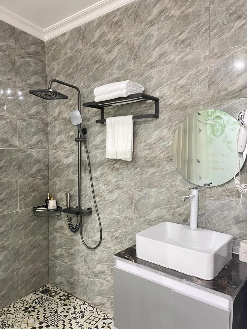 Shower in Châu Bảo An Homestay