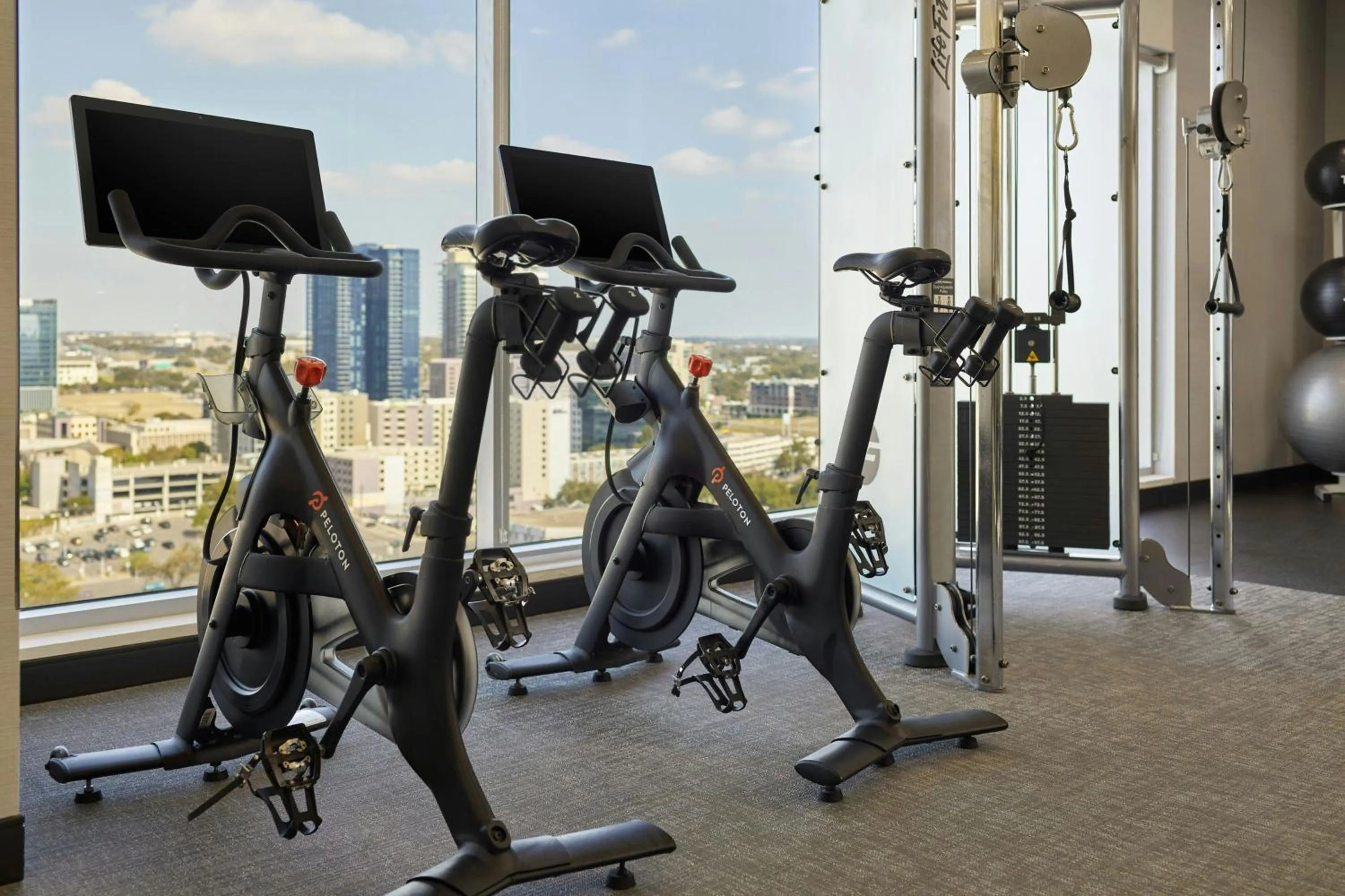Fitness centre/facilities in The Westin Austin Downtown