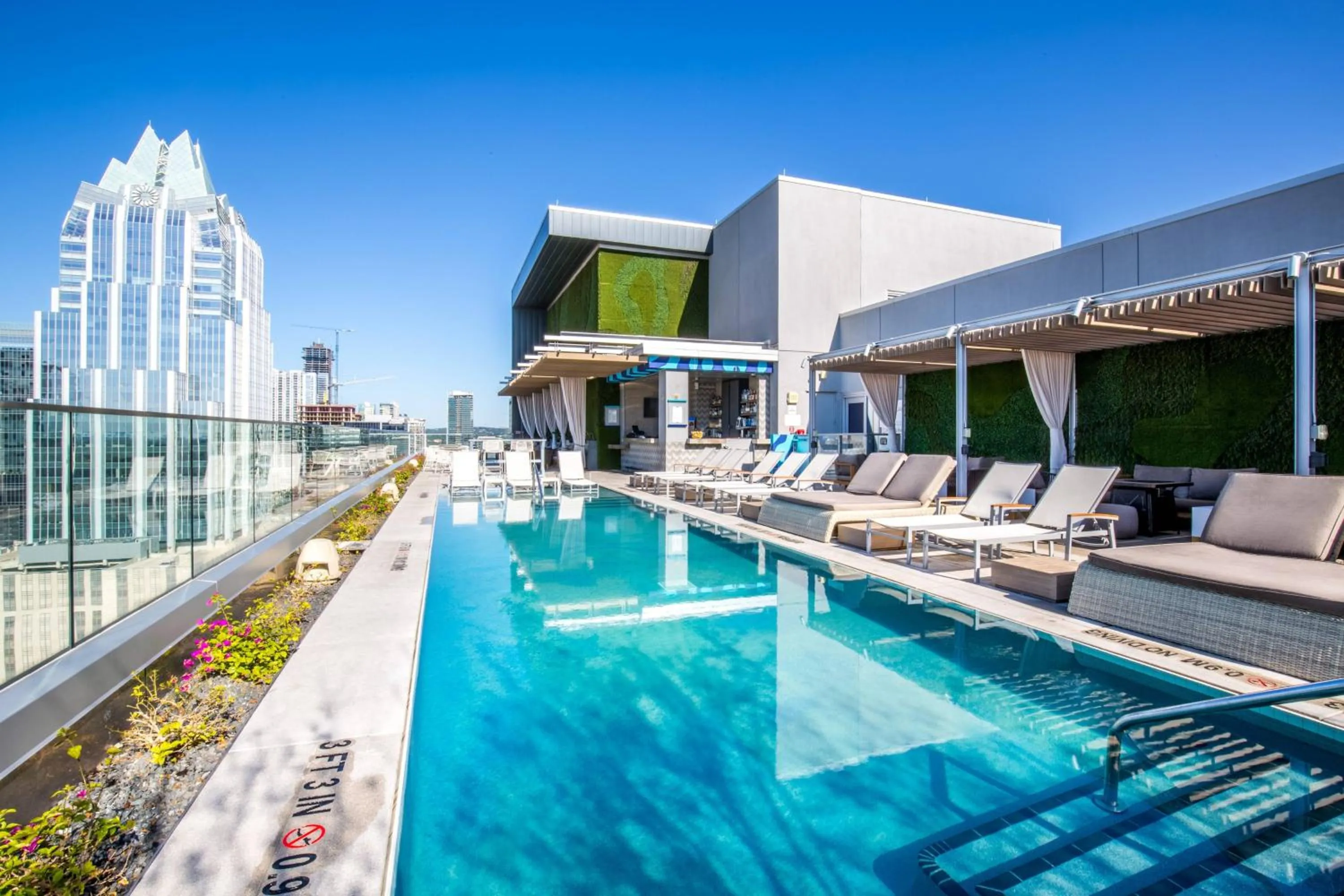 Swimming pool in The Westin Austin Downtown