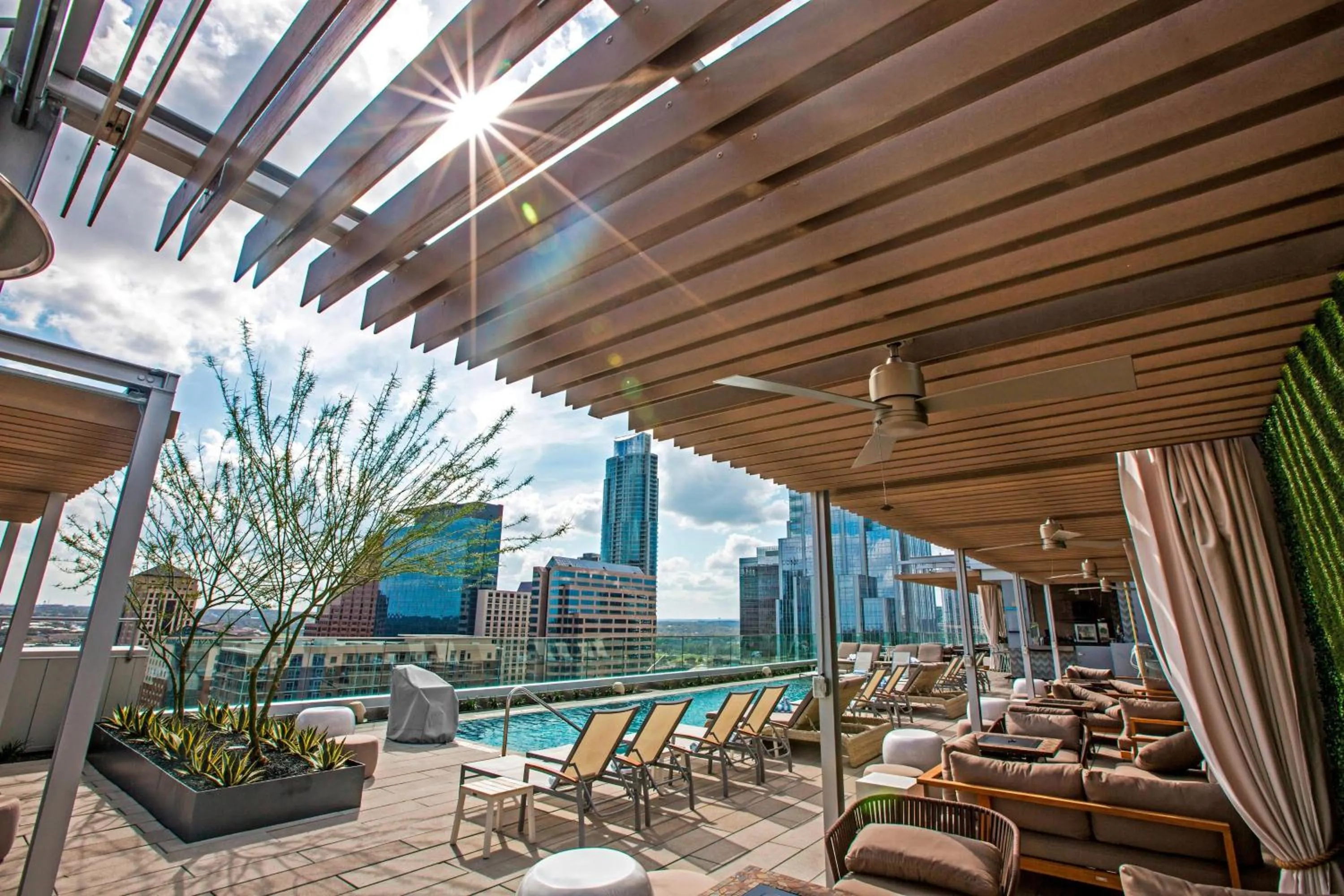 Swimming pool in The Westin Austin Downtown