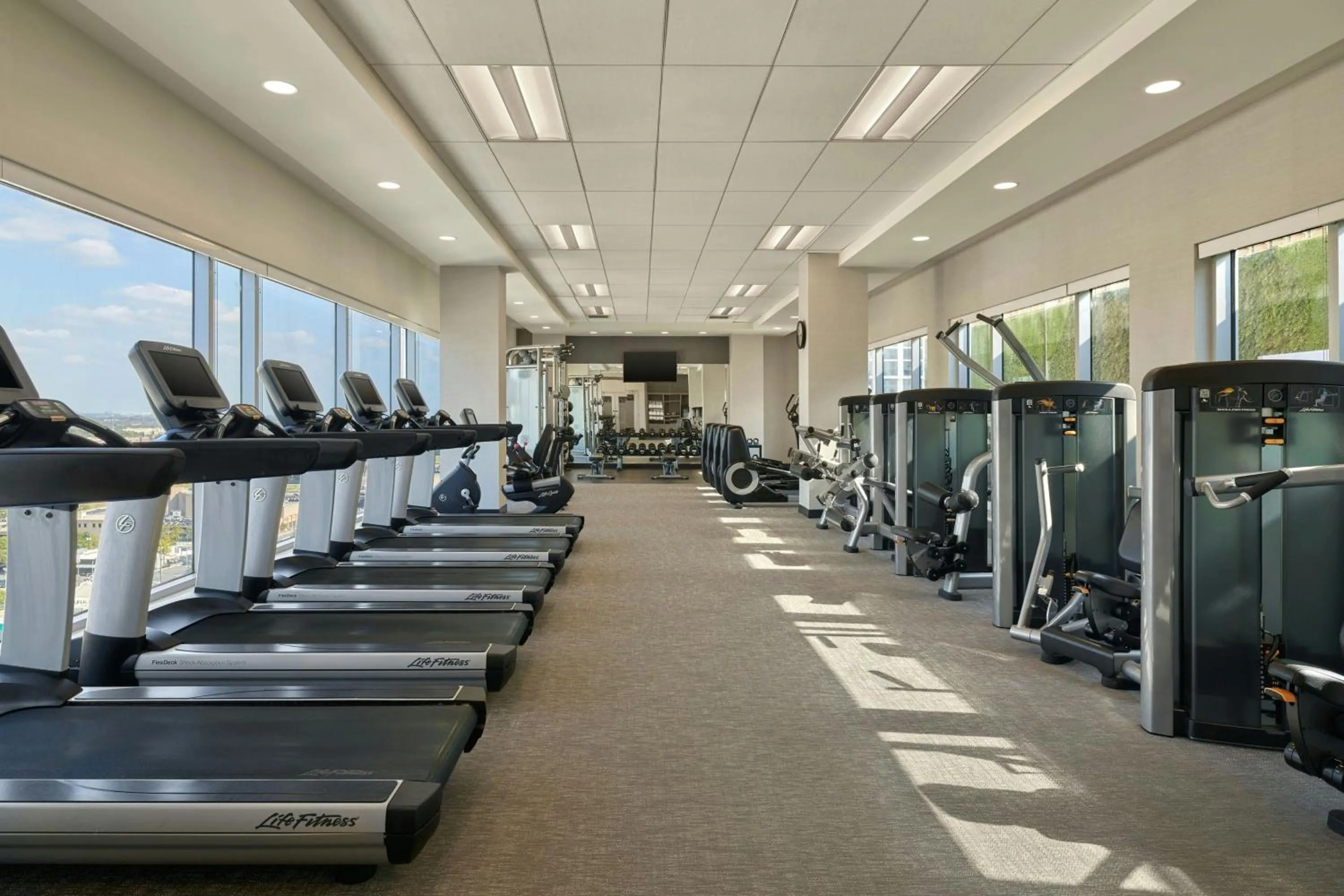 Fitness centre/facilities in The Westin Austin Downtown
