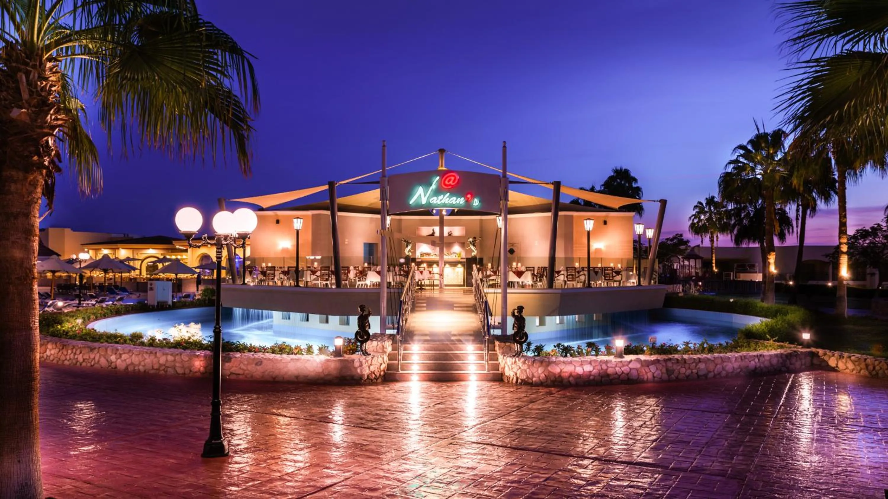 Restaurant/places to eat in Xperience Kiroseiz AquaPark Premier-Naama Bay