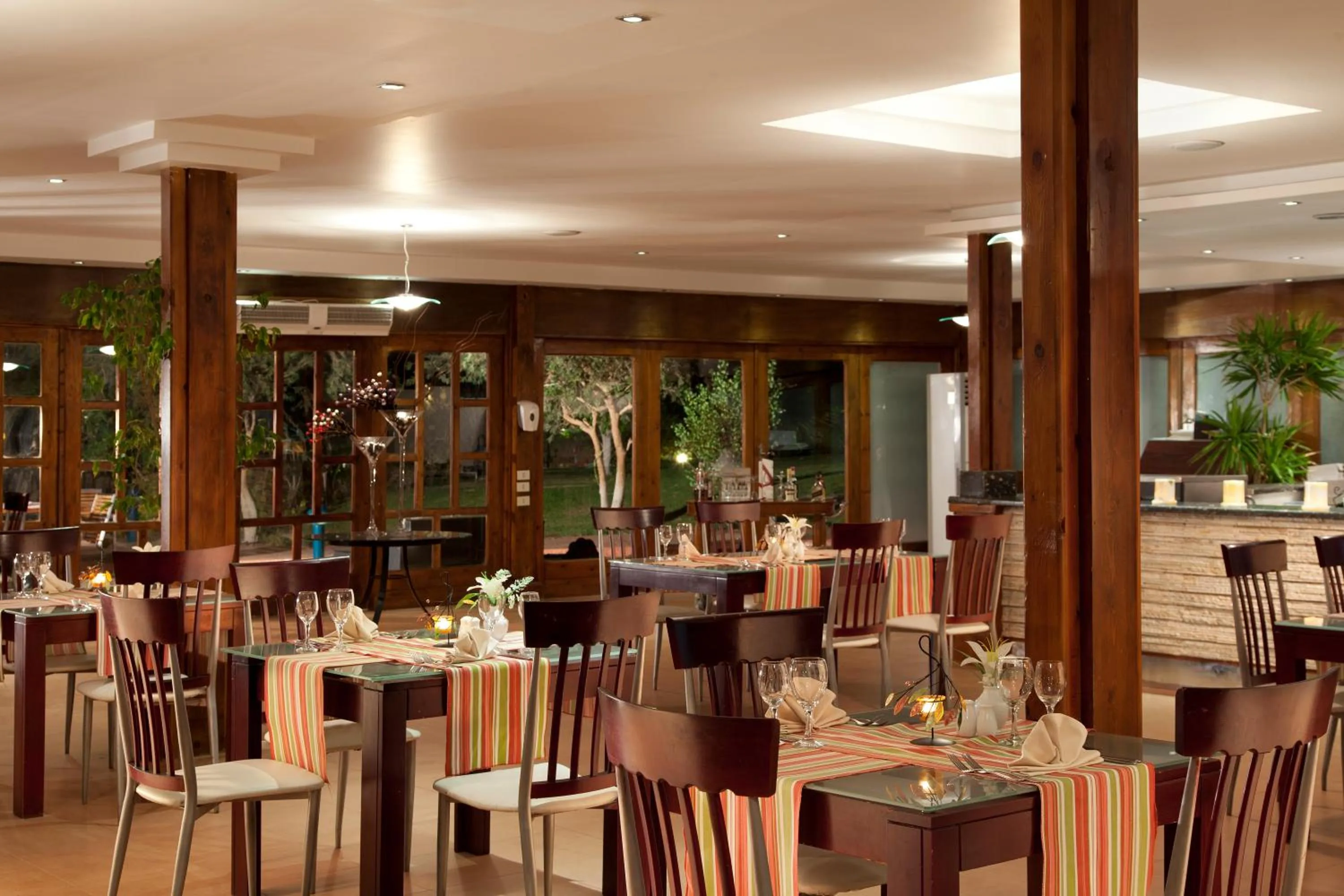Restaurant/places to eat in Xperience Kiroseiz AquaPark Premier-Naama Bay