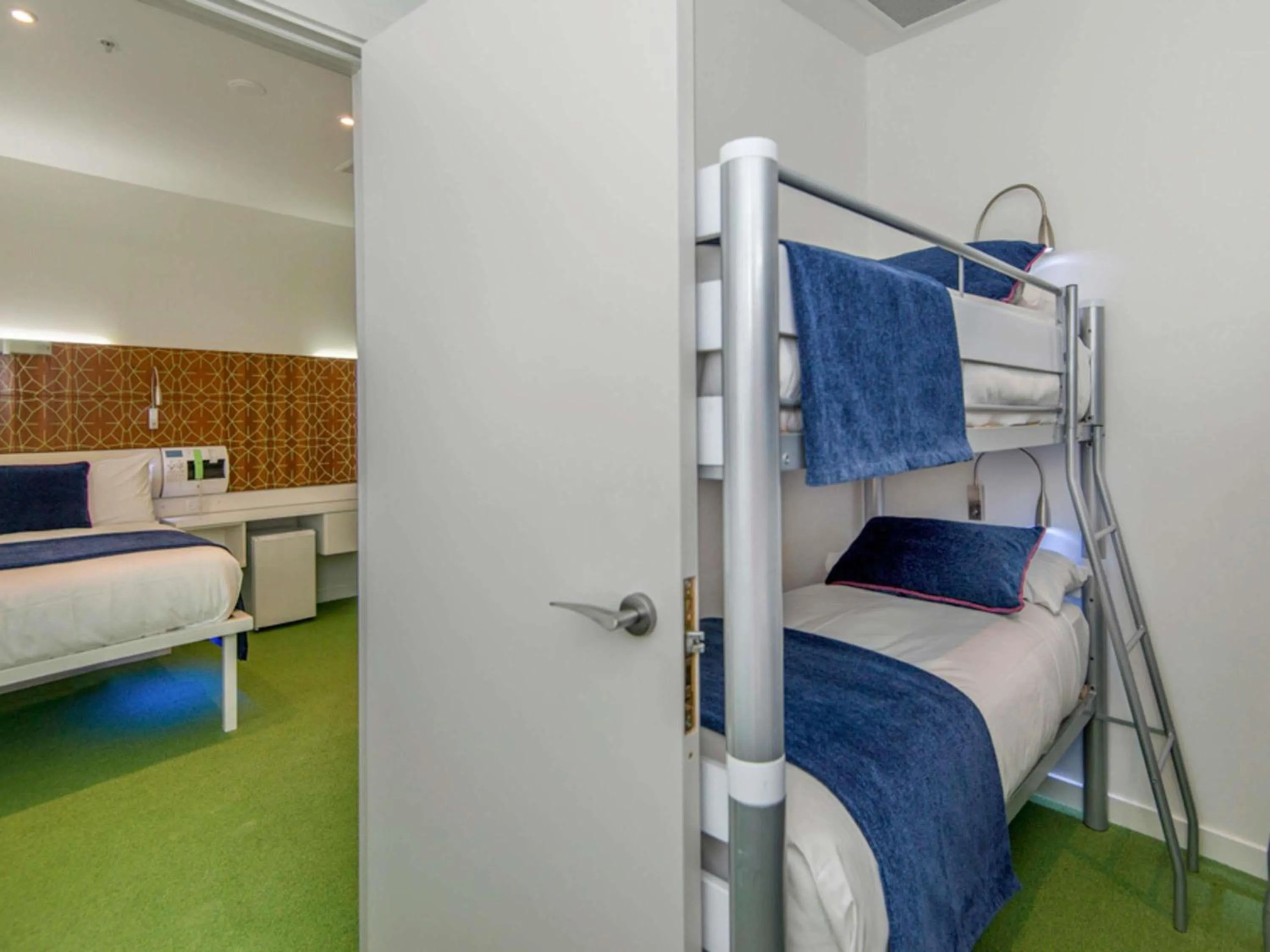 Bedroom, Bed in BreakFree on Cashel, an Accor Hotel