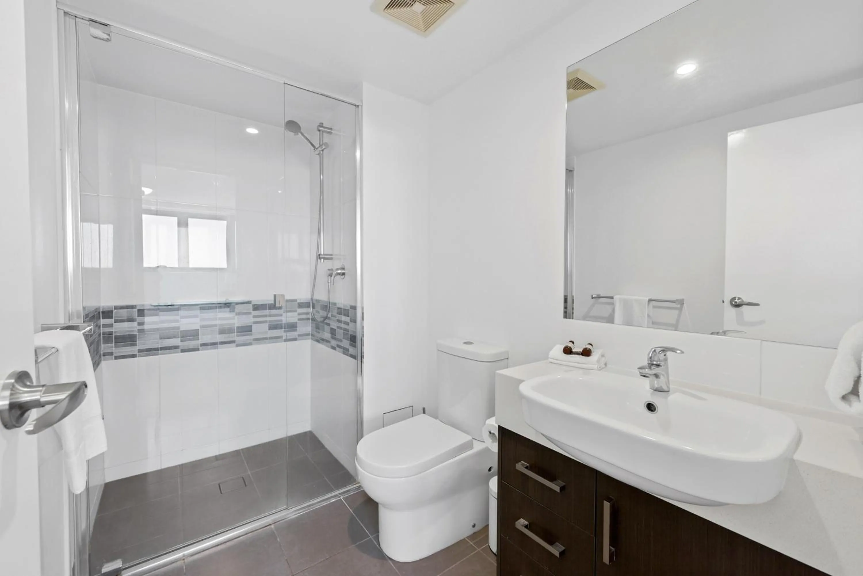 Bathroom in Pacific Sands Apartments Mackay