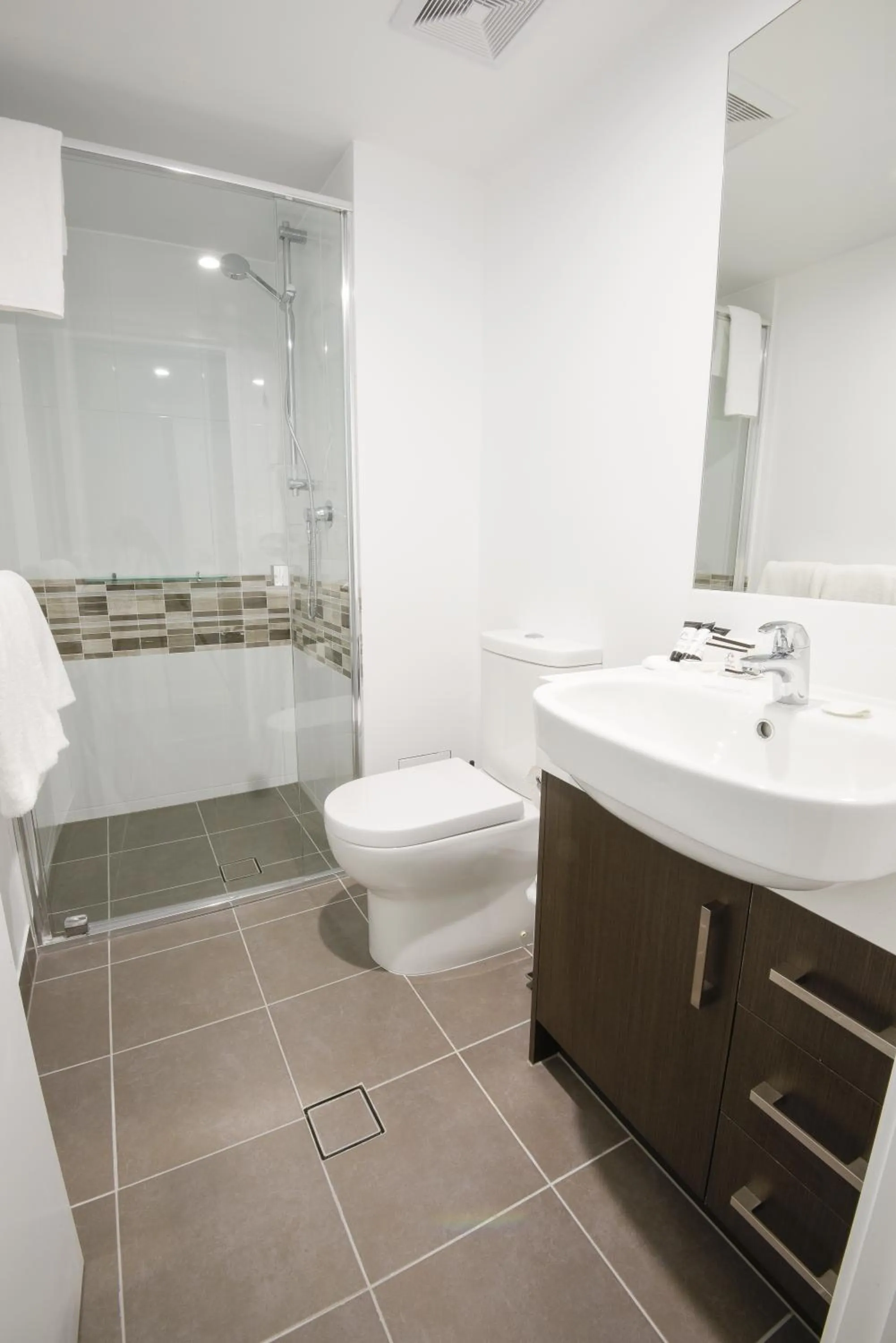Bathroom in Pacific Sands Apartments Mackay