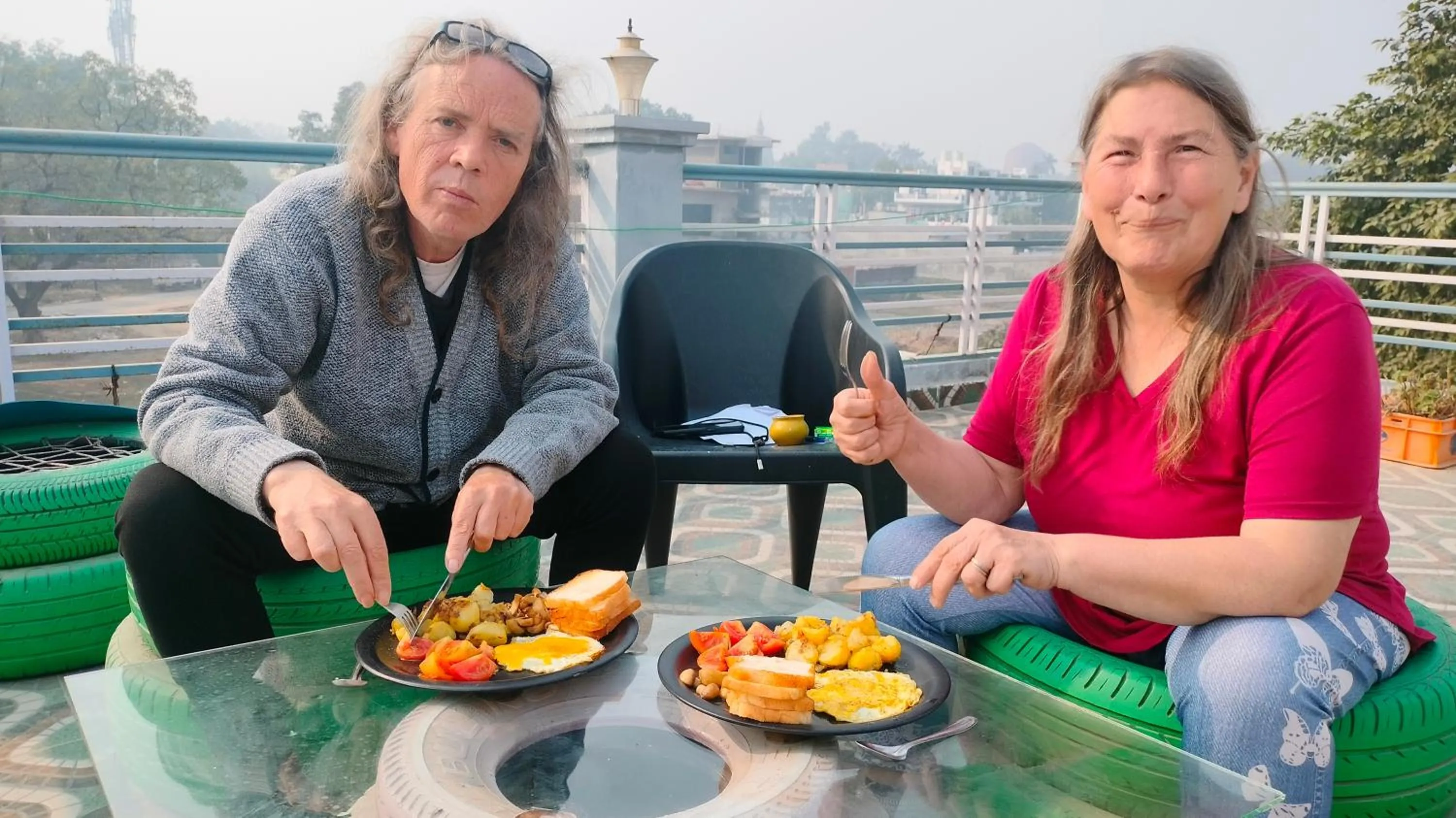 Food and drinks in Mohit Paying Guest House