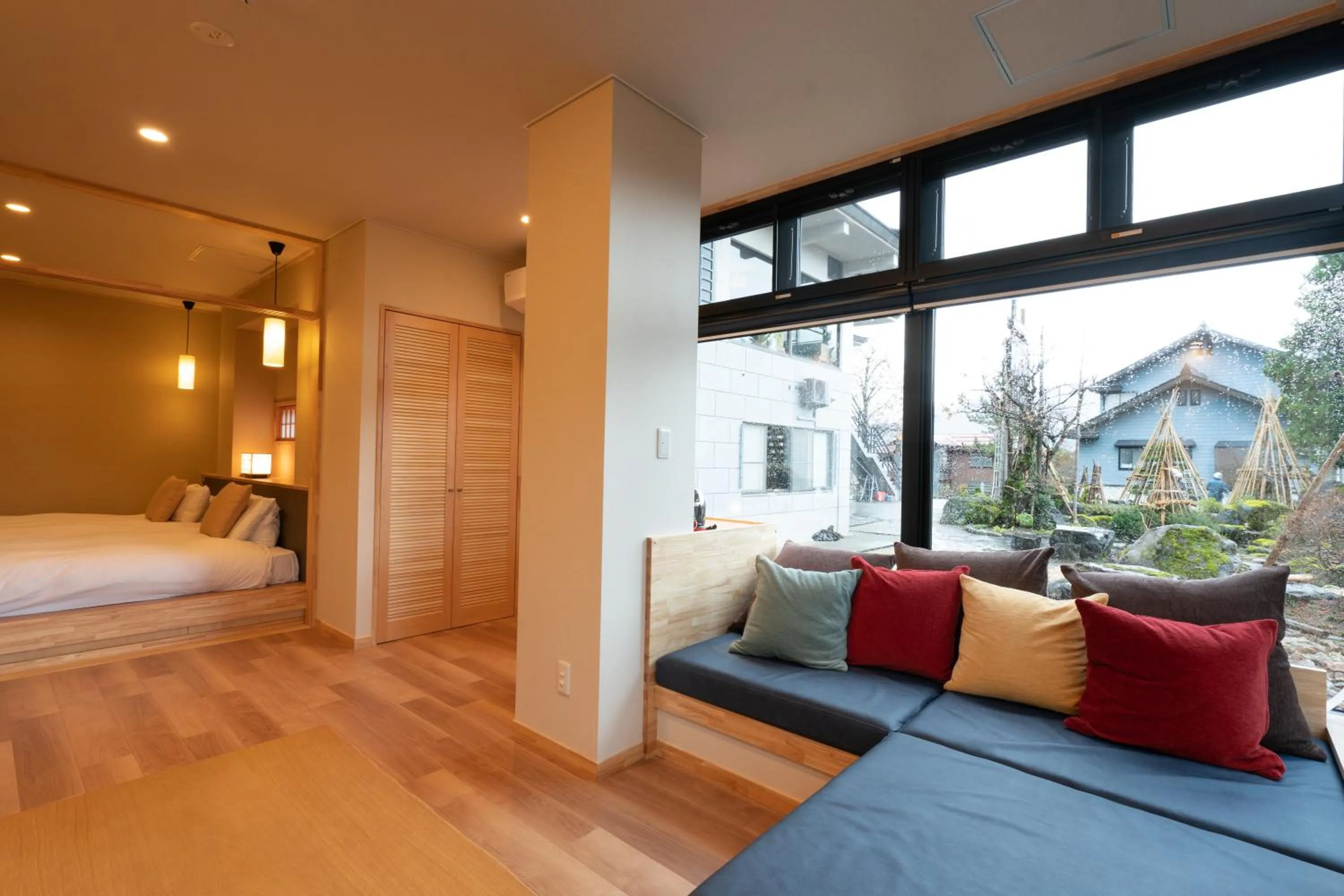 Living room, Bed in Maruyama Onsen Kojyokan