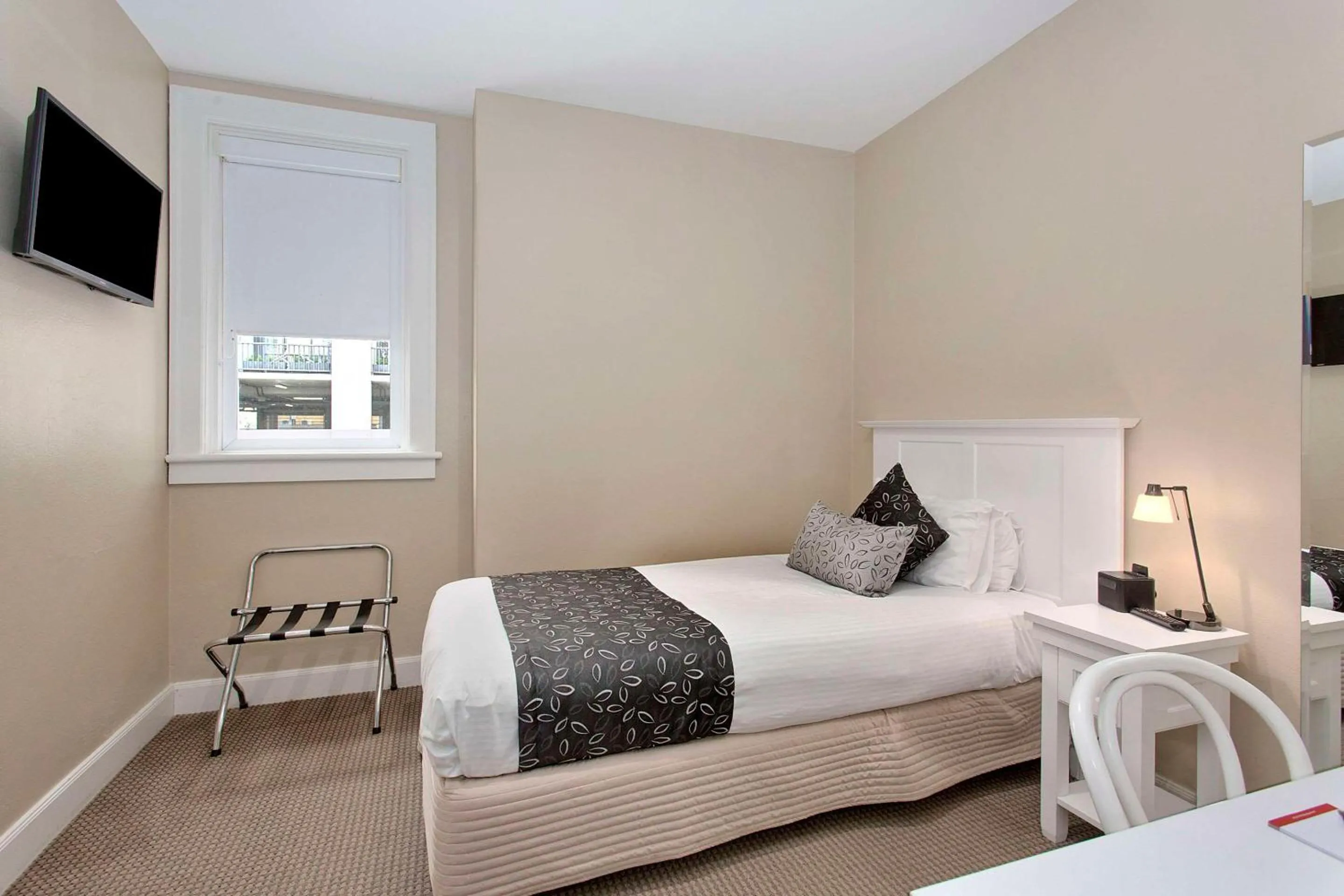 Bedroom, Bed in CH Boutique Hotel & Apartments, an Ascend Collection Hotel