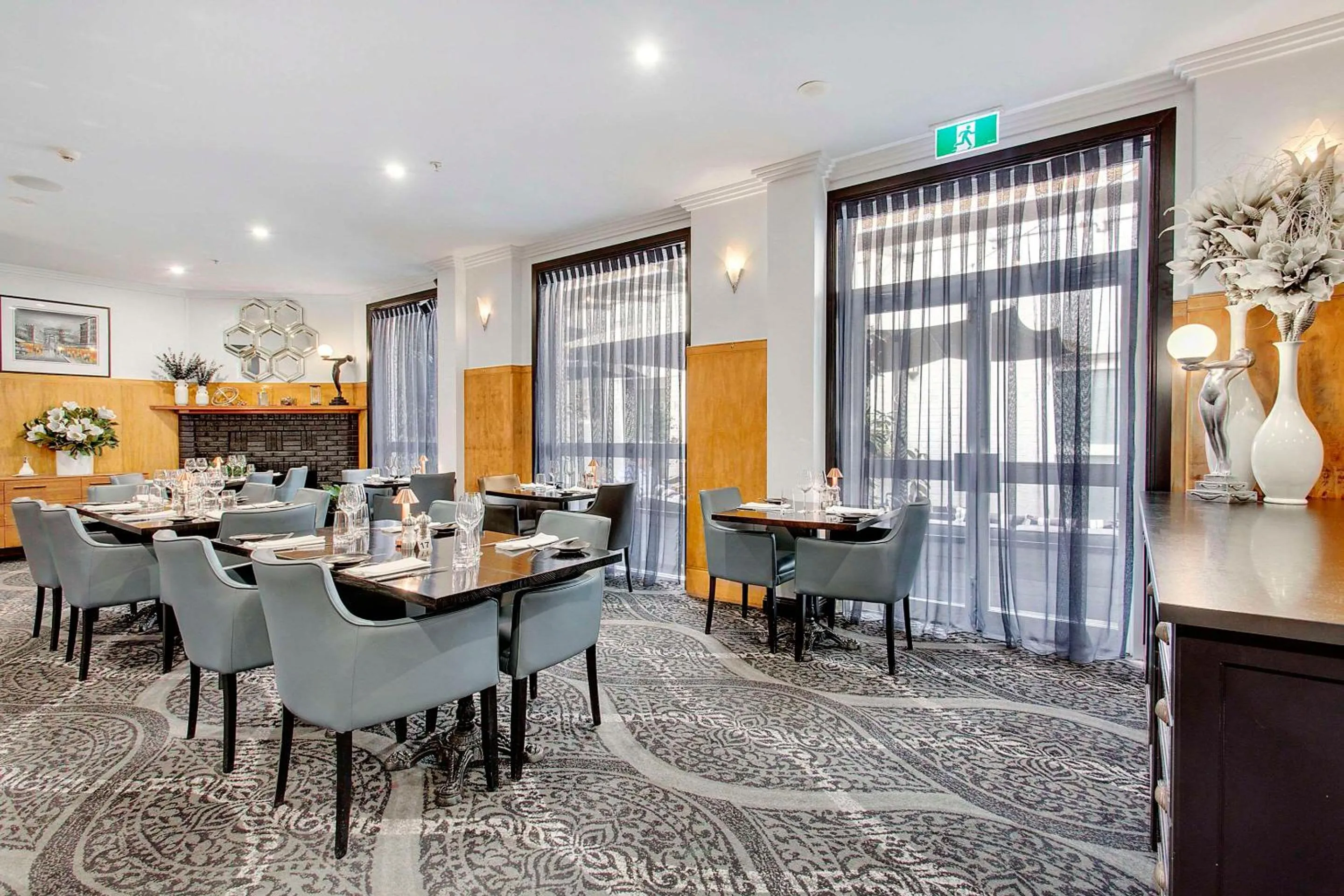 Restaurant/places to eat in CH Boutique Hotel & Apartments, an Ascend Collection Hotel