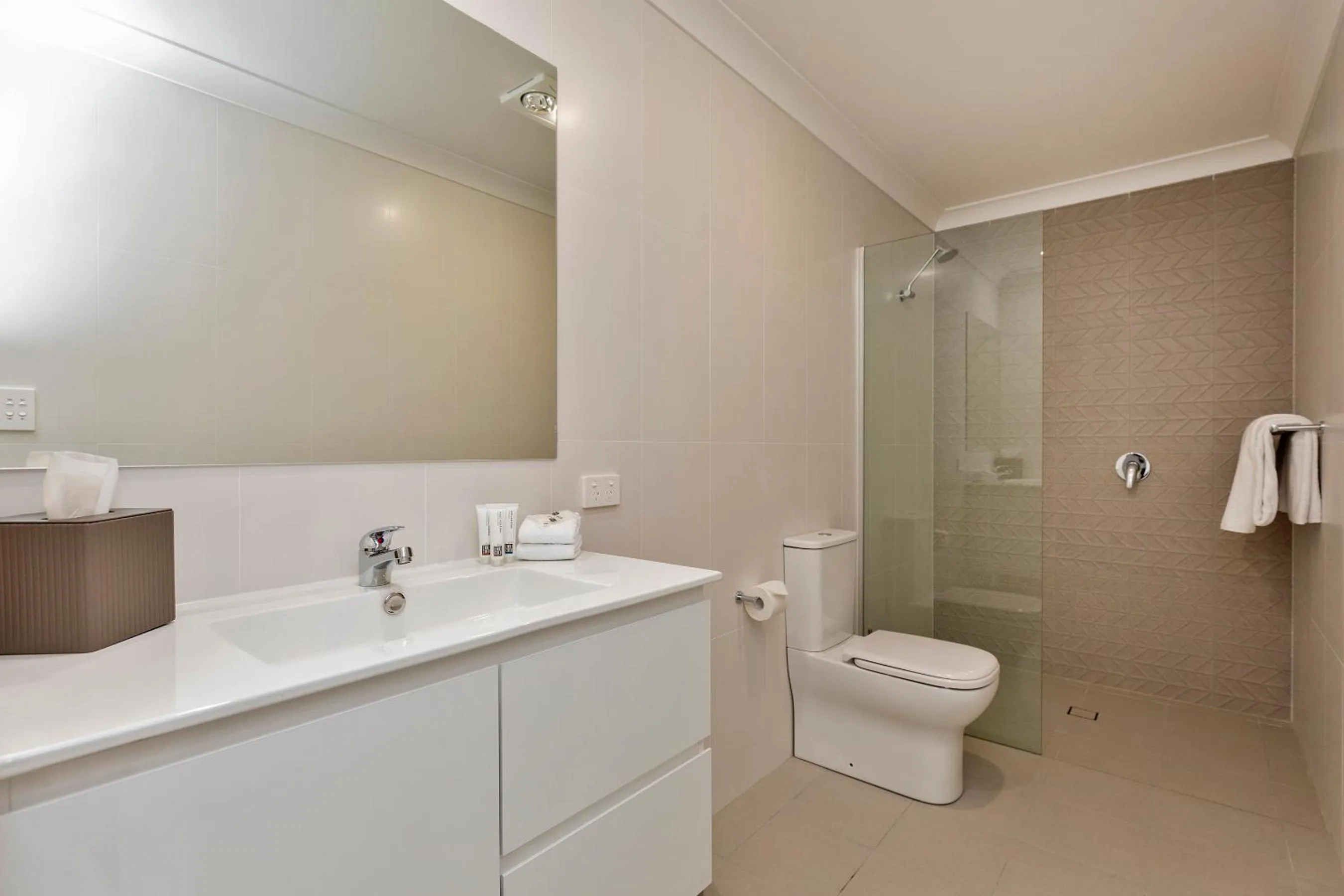 Bathroom in CH Boutique Hotel & Apartments, an Ascend Collection Hotel