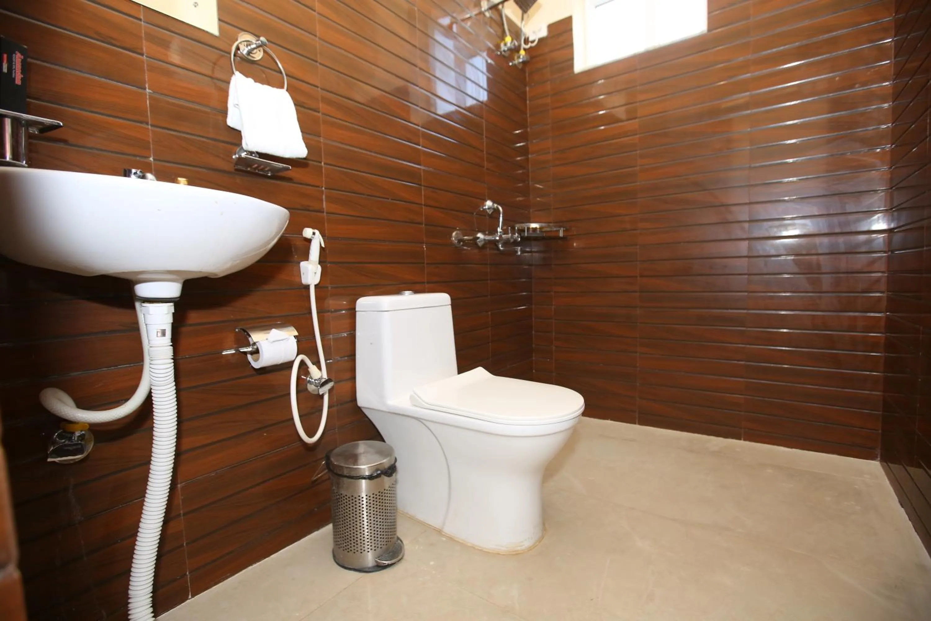 Bathroom in Aanandam Resort & Spa,Pushkar