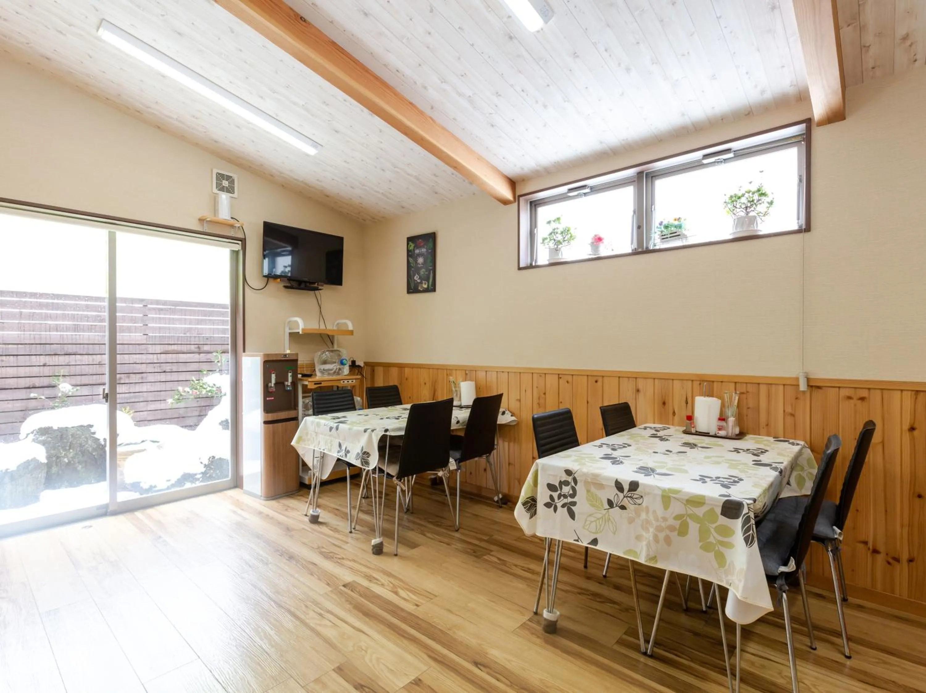 Restaurant/places to eat in Tabist International Hotel Kaike