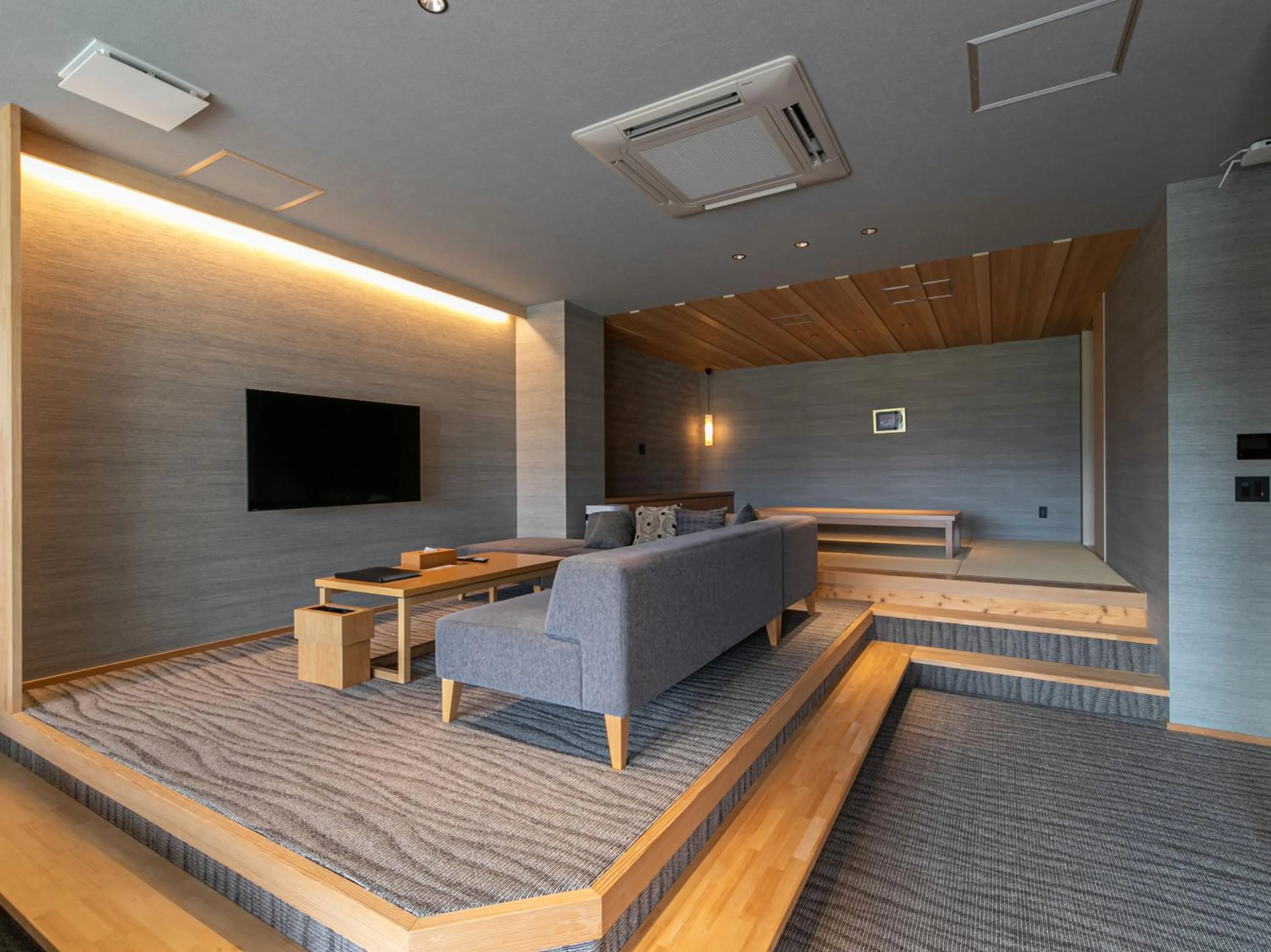 Bed in Hitoyoshi Onsen Nabeya