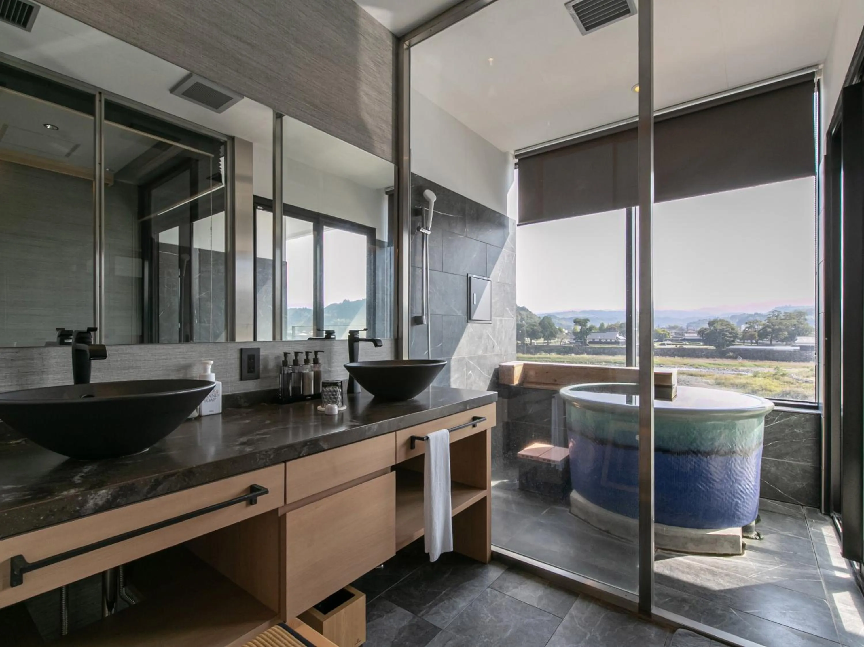 Hitoyoshi Onsen Nabeya