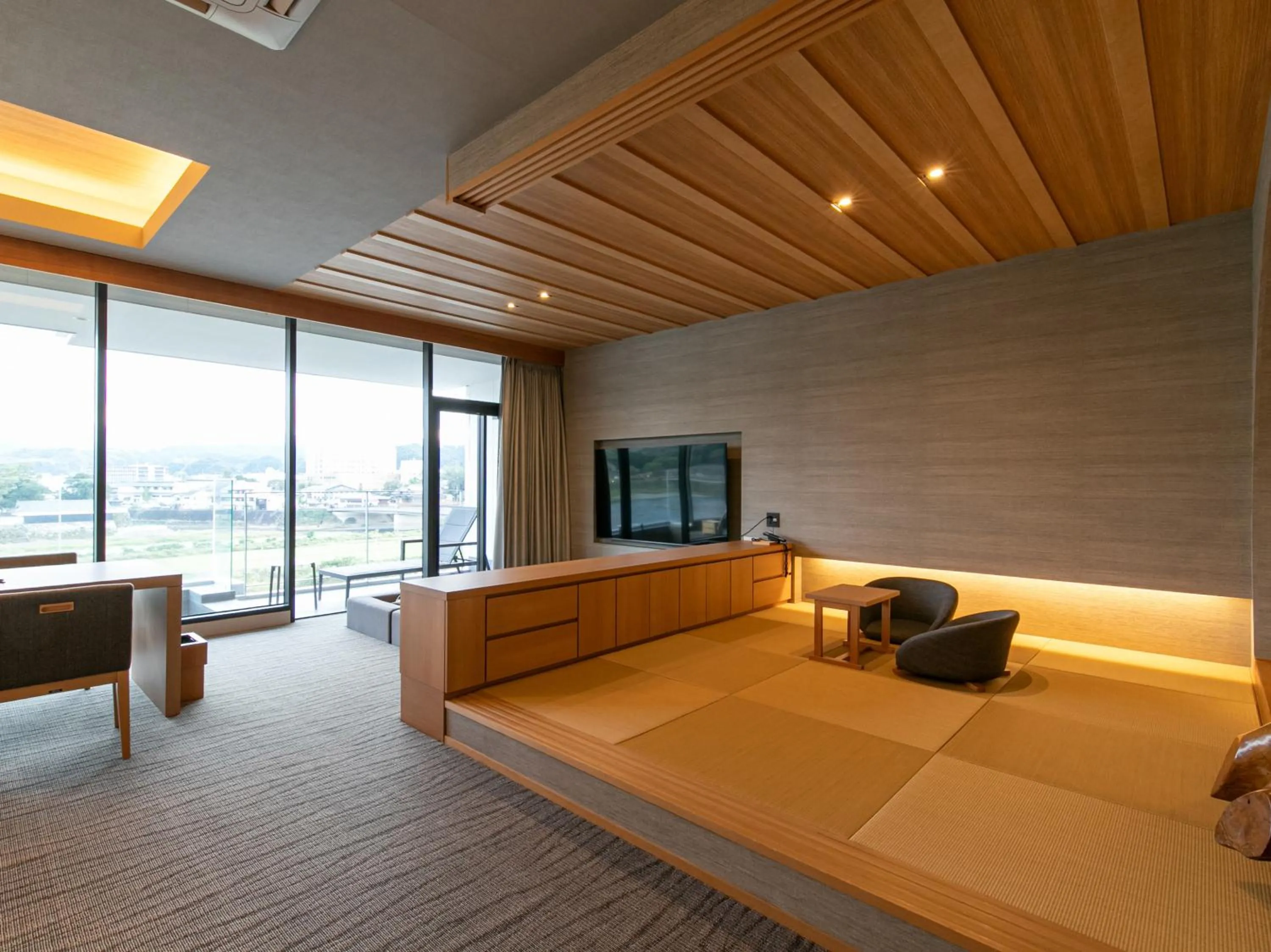 Hitoyoshi Onsen Nabeya