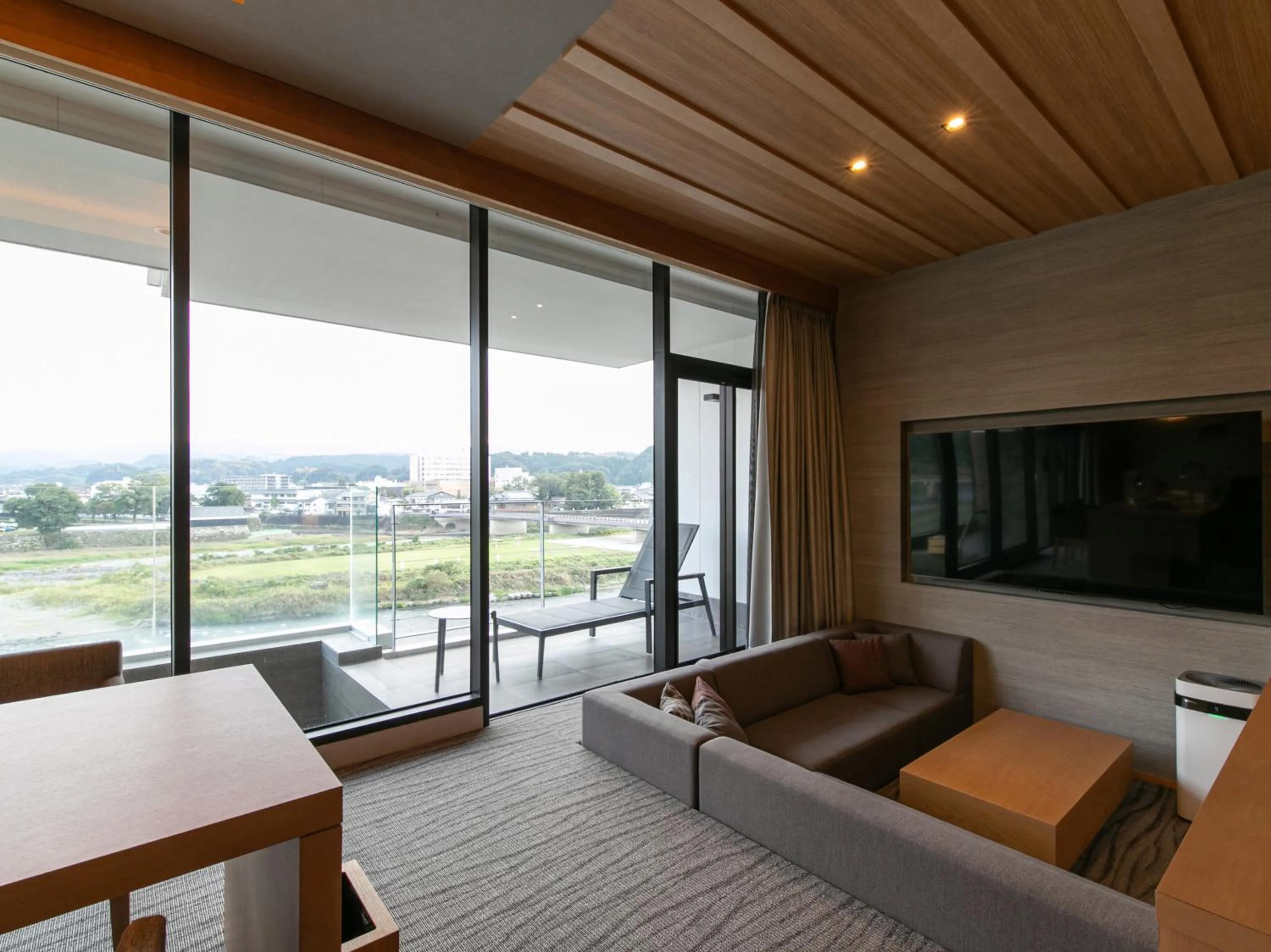 Hitoyoshi Onsen Nabeya