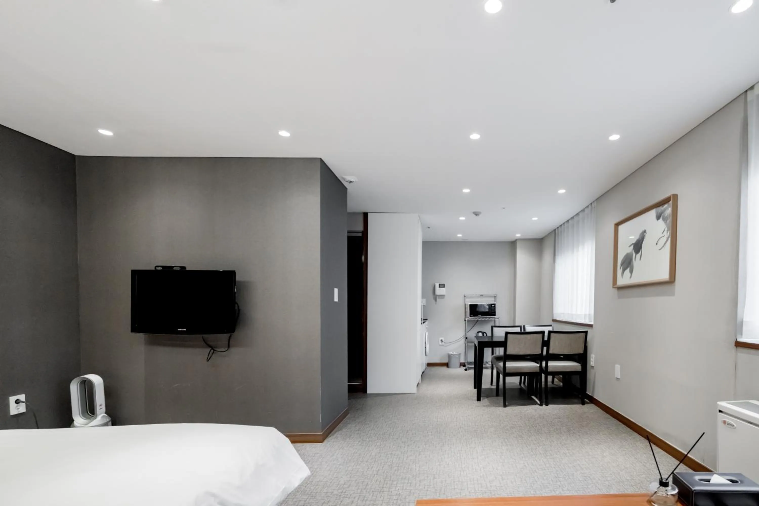 Bed in Oriens Hotel & Residences Myeongdong