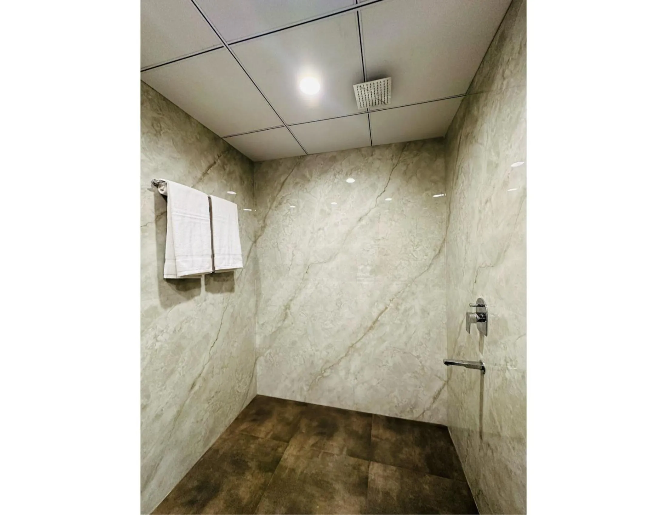 Shower in Hotel shree ji inn