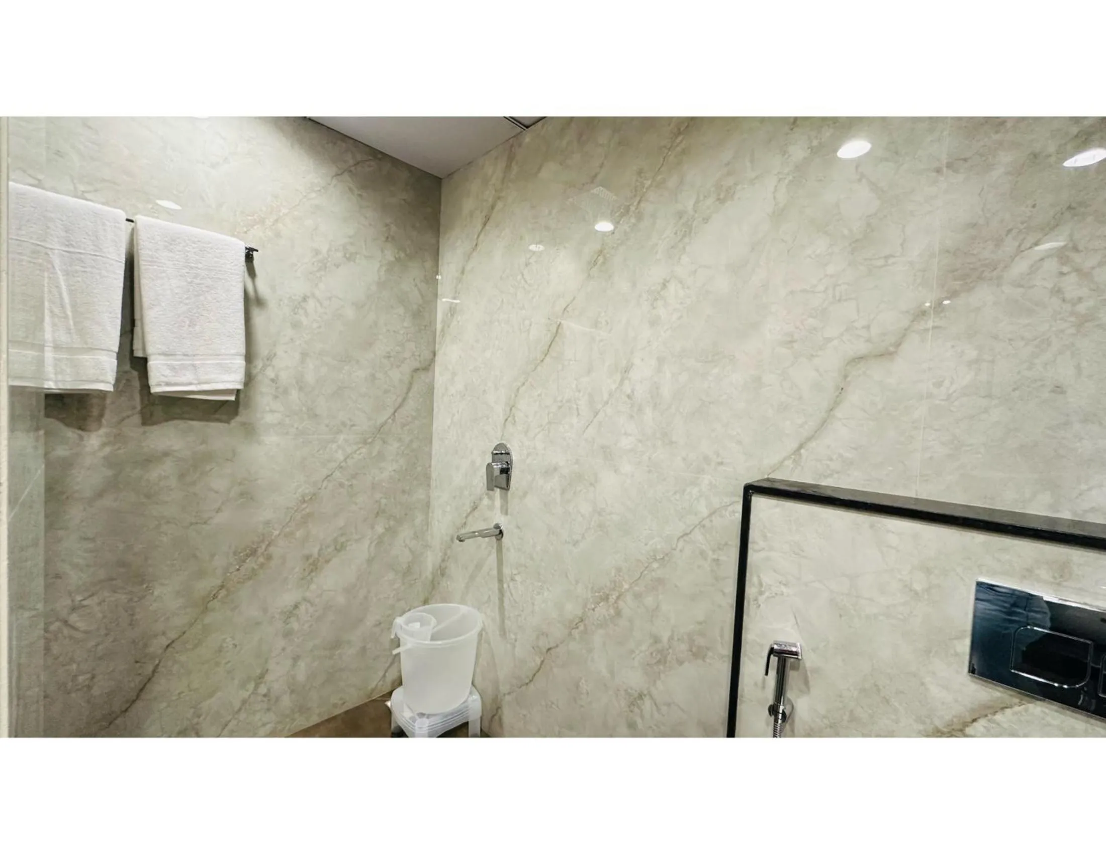 Shower in Hotel shree ji inn