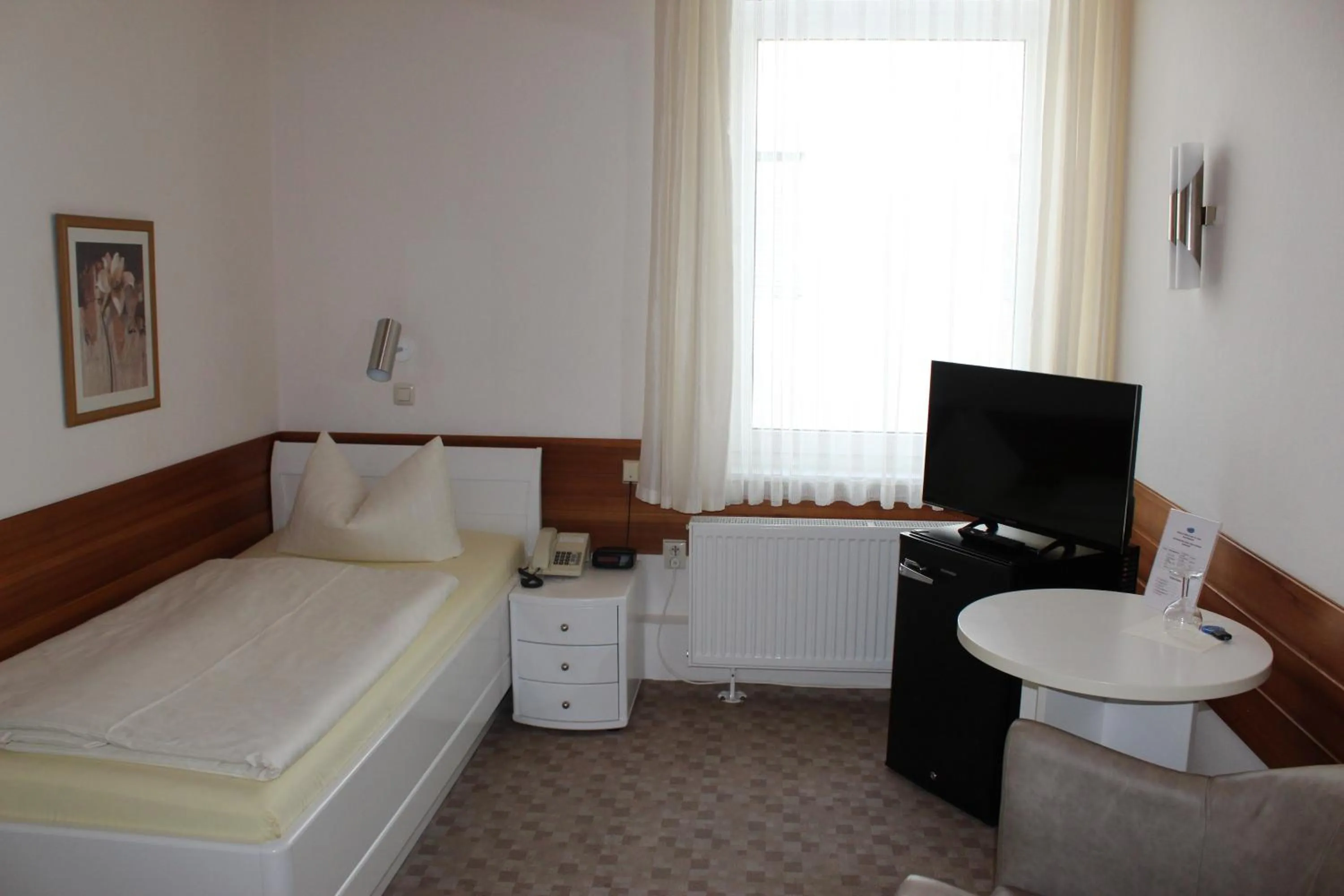 Photo of the whole room, Bed in Hotel Sonnenklause